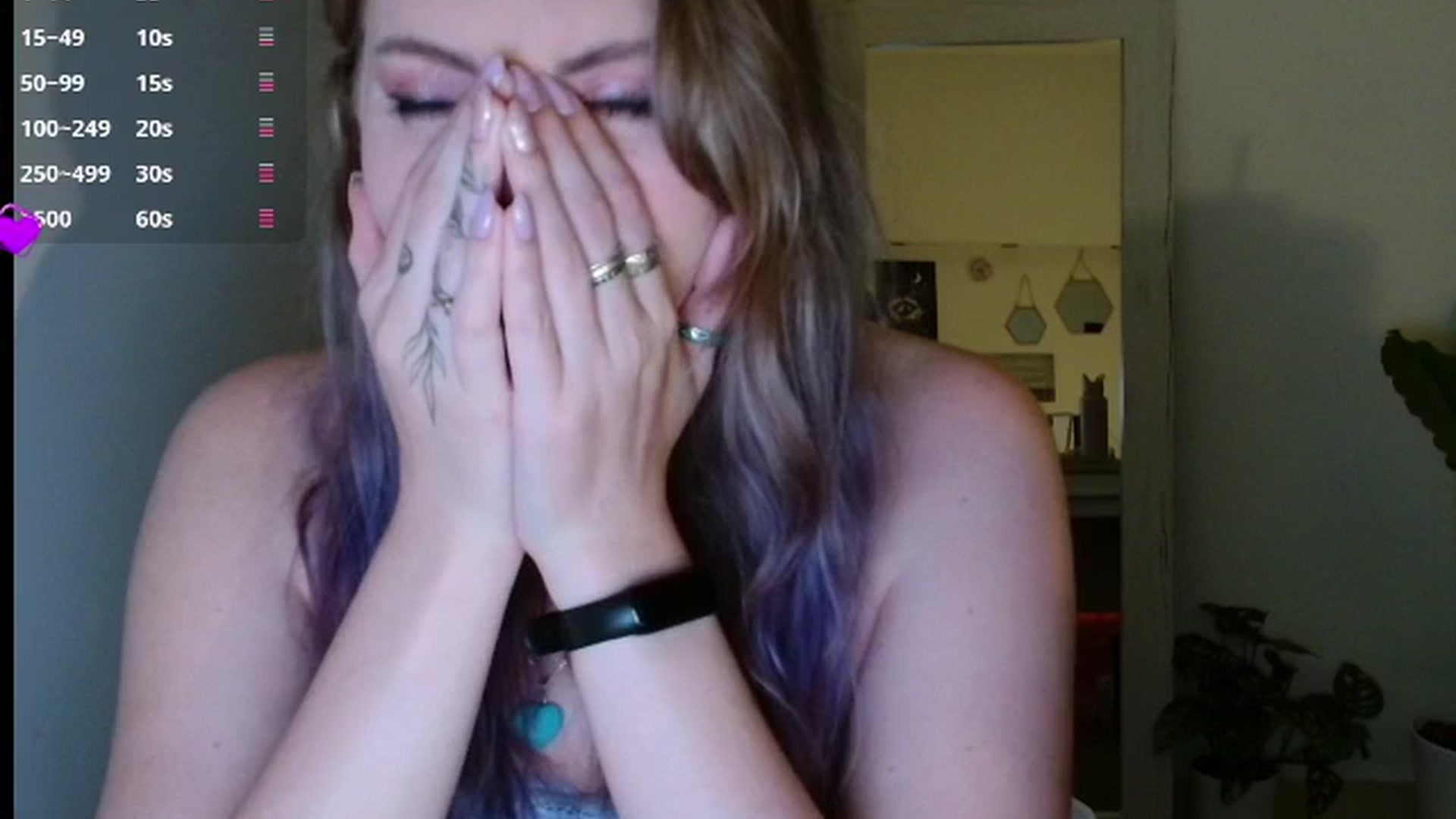 Gallery image thumbnail from Dani_Darling's myfreecams stream on, 05/01/2025, 22:02 image 8 of 20