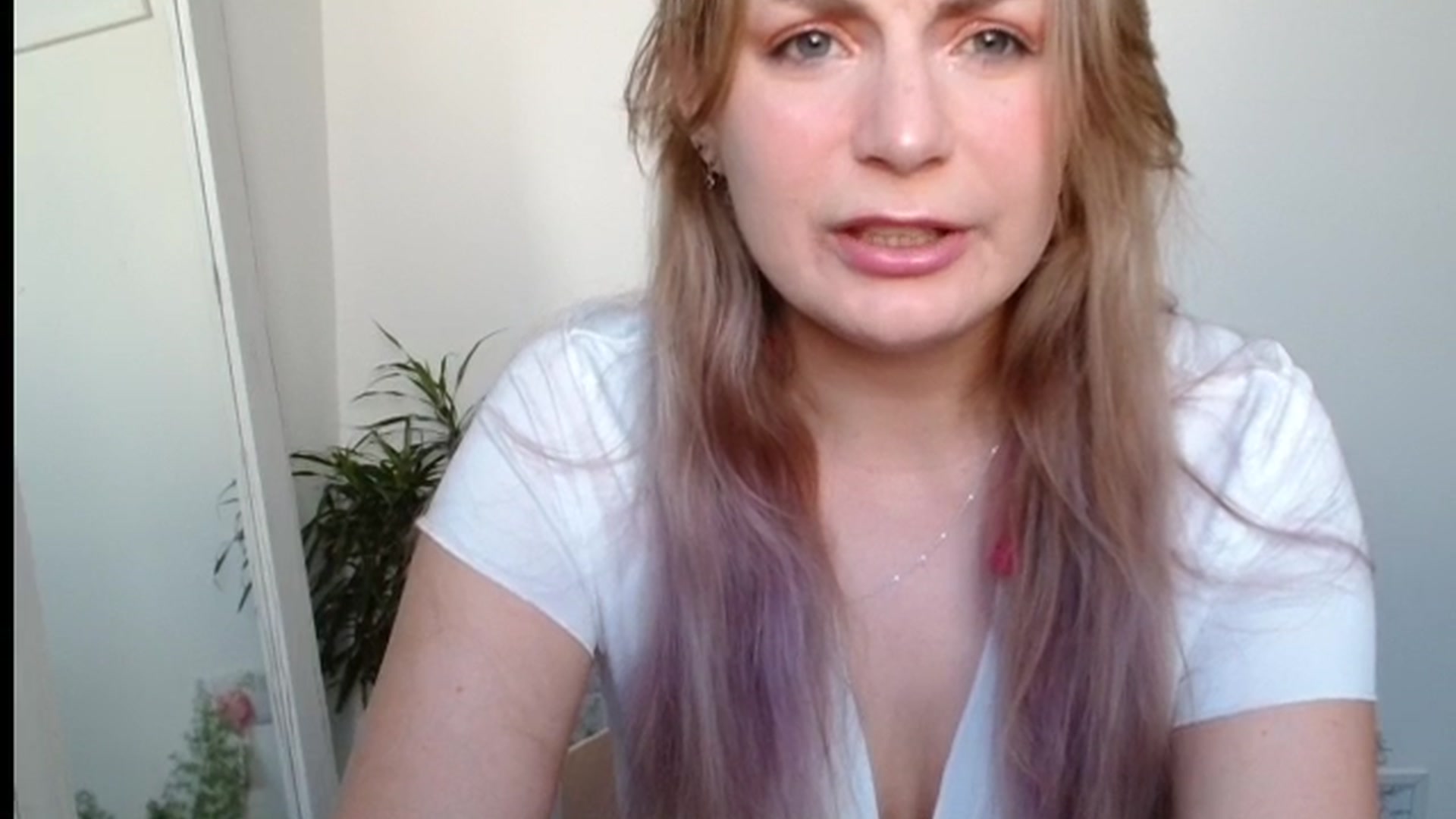 Gallery image thumbnail from Dani_Darling's myfreecams stream on, 06/23/2025, 06:48 image 10 of 20