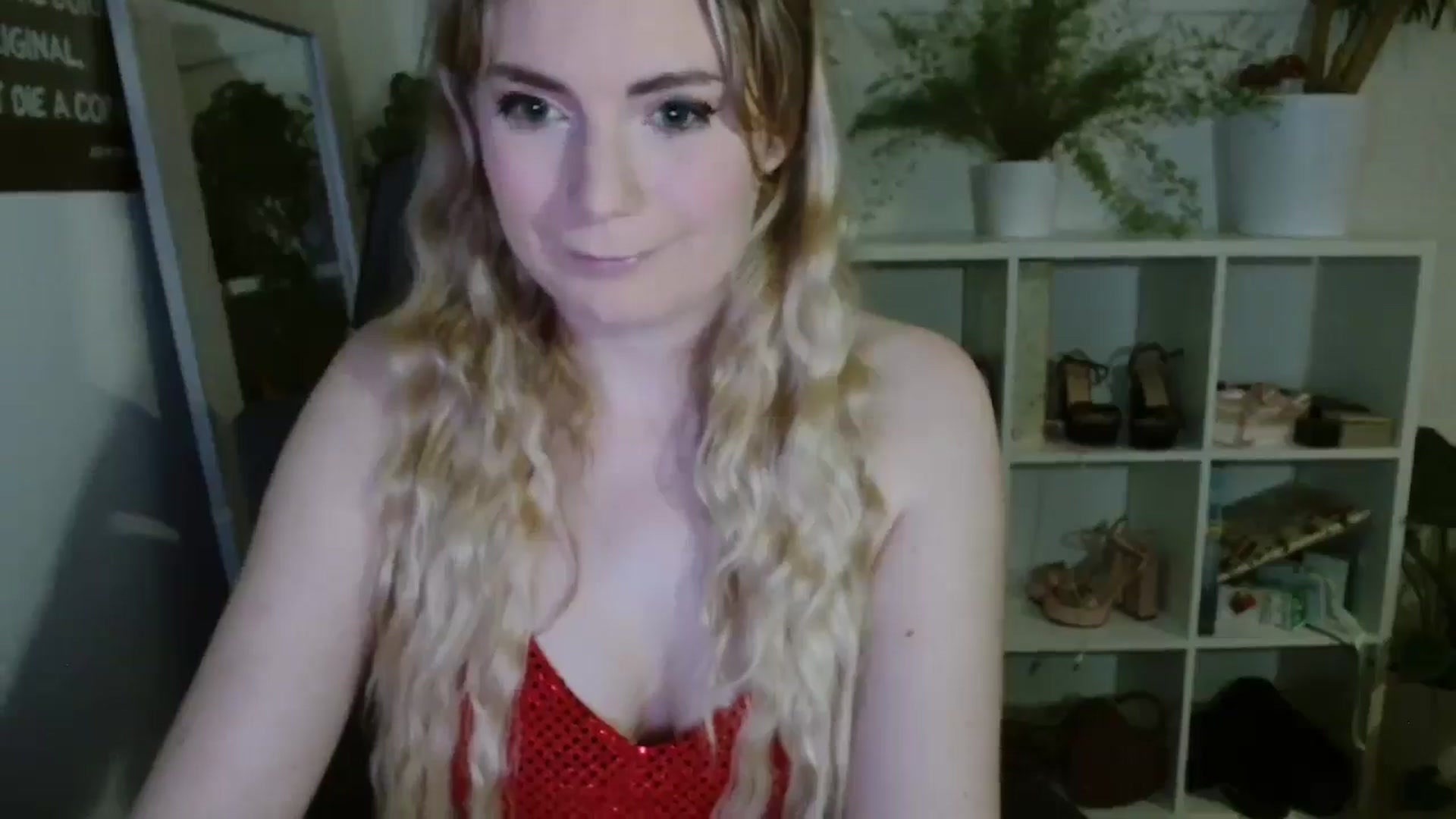Gallery image thumbnail from Dani_Darling's myfreecams stream on, 12/31/2025, 22:22 image 14 of 20