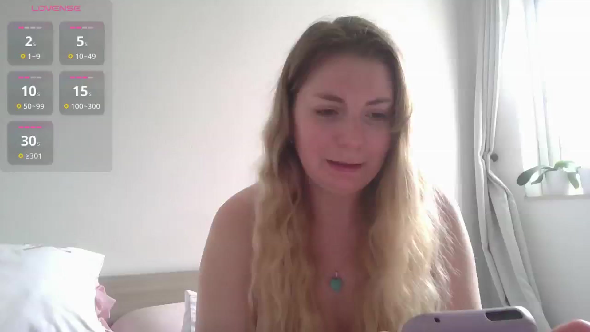 Gallery image thumbnail from Dani_Darling's myfreecams stream on, 04/20/2026, 10:08 image 1 of 20