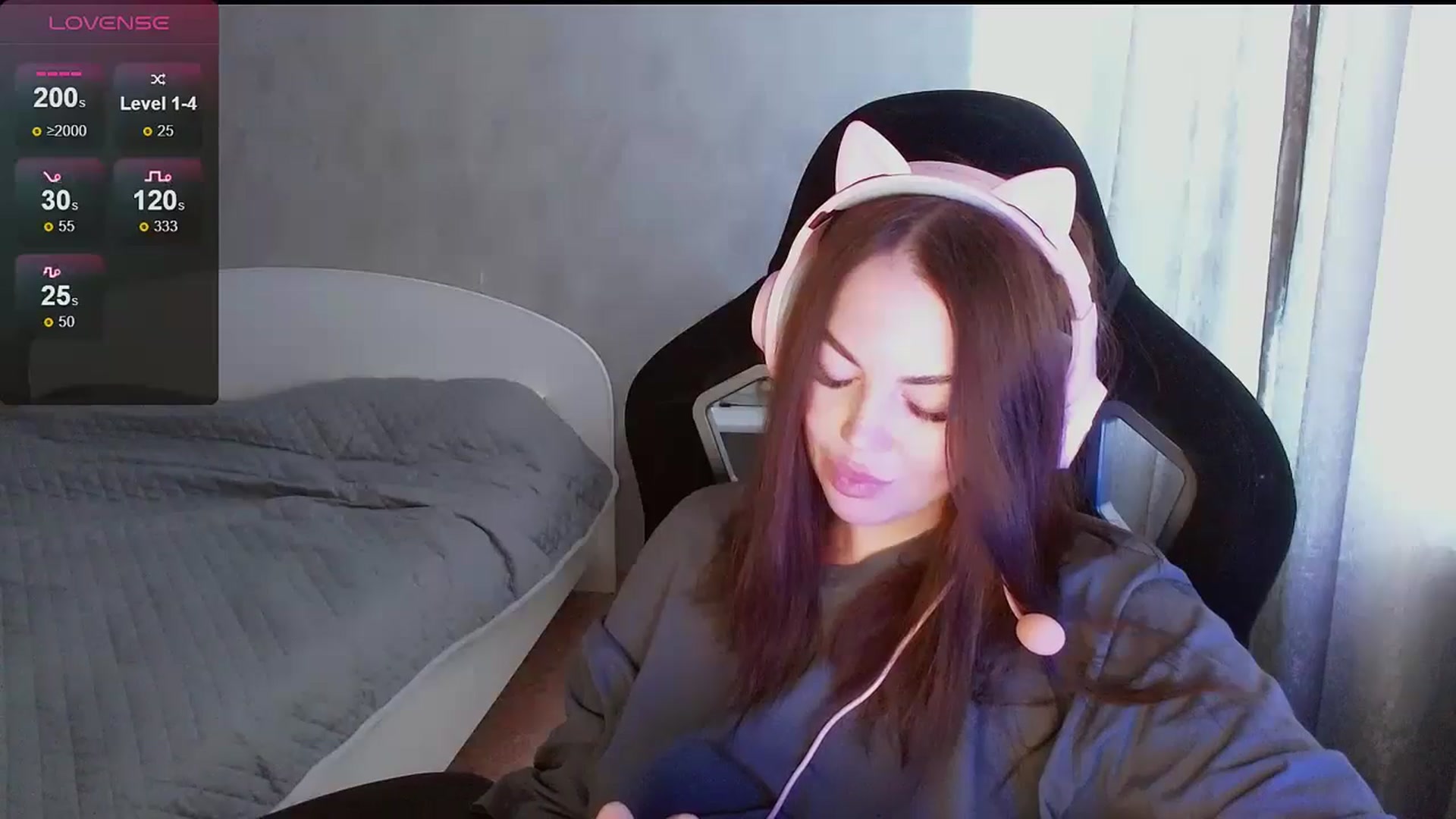 Gallery image thumbnail from DanieHoney's myfreecams stream on, 05/17/2024, 09:48 image 14 of 20