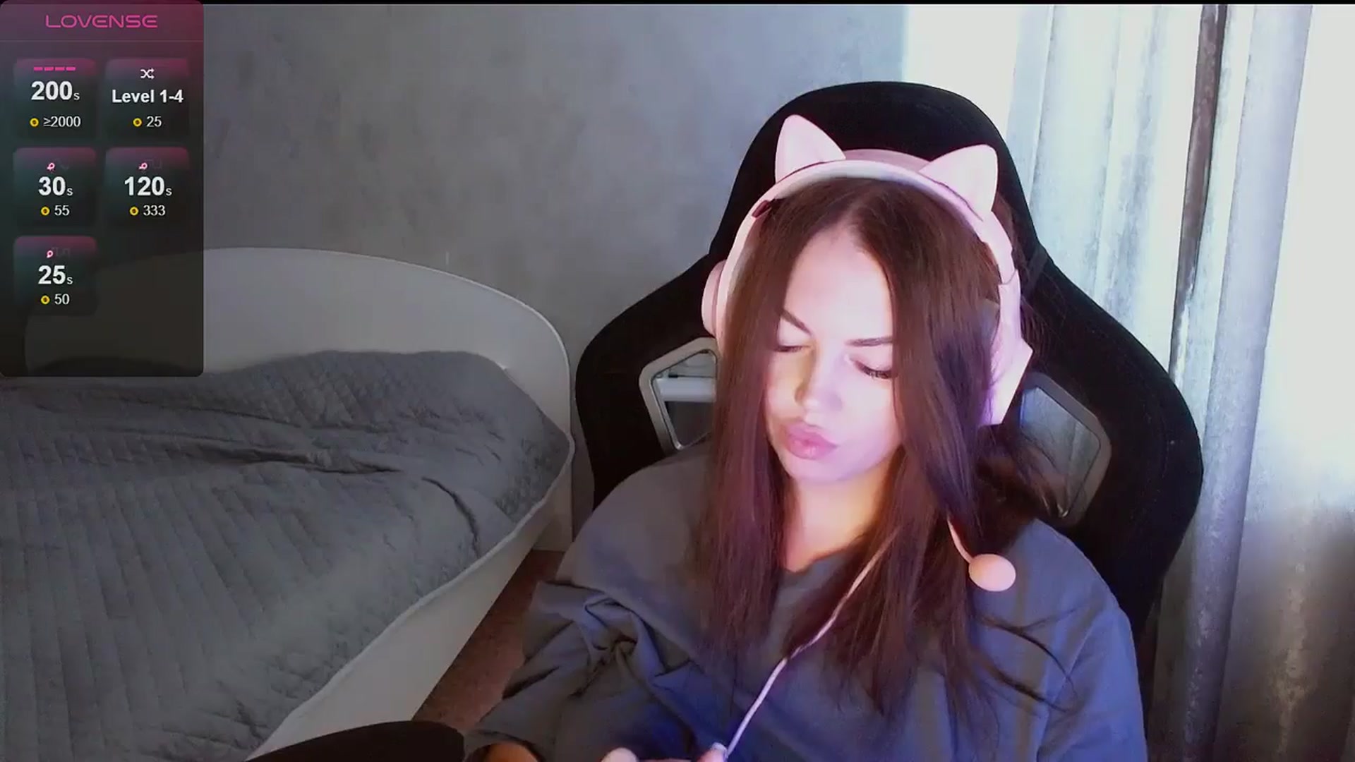 Gallery image thumbnail from DanieHoney's myfreecams stream on, 05/17/2024, 09:48 image 16 of 20