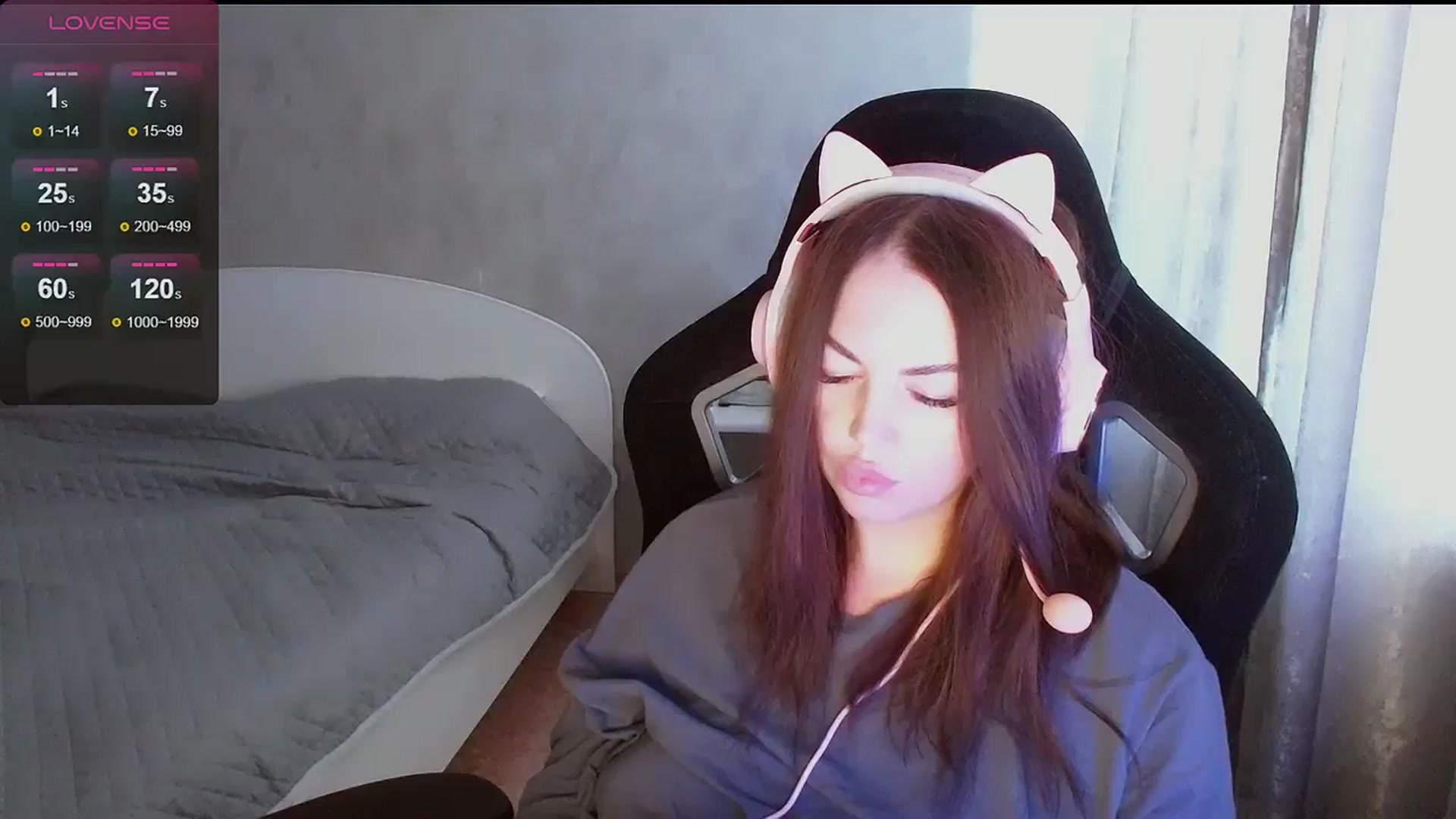 Gallery image thumbnail from DanieHoney's myfreecams stream on, 05/17/2024, 09:48 image 17 of 20