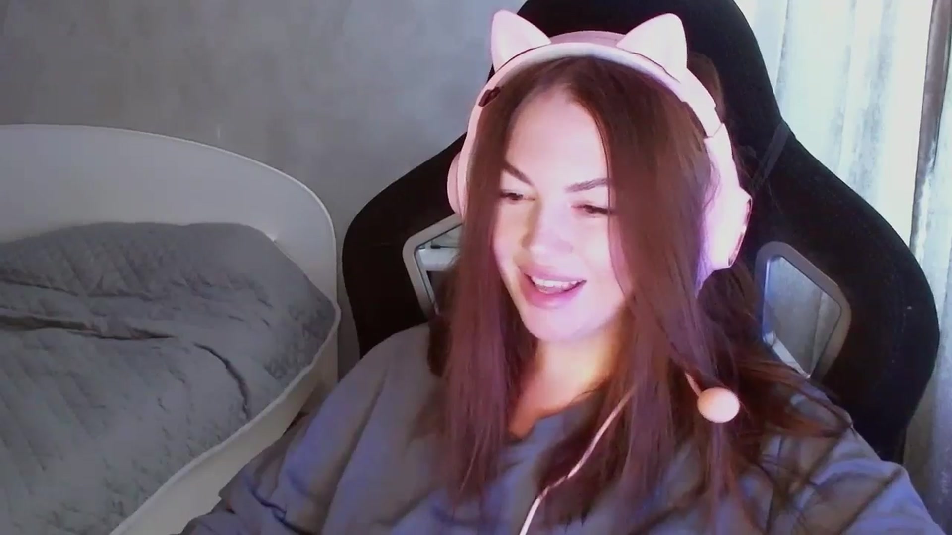 Gallery image thumbnail from DanieHoney's myfreecams stream on, 05/17/2024, 09:48 image 19 of 20