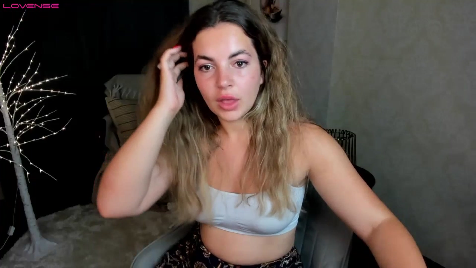 Gallery image thumbnail from Danieelia_a's myfreecams stream on, 07/08/2023, 23:00 image 15 of 20