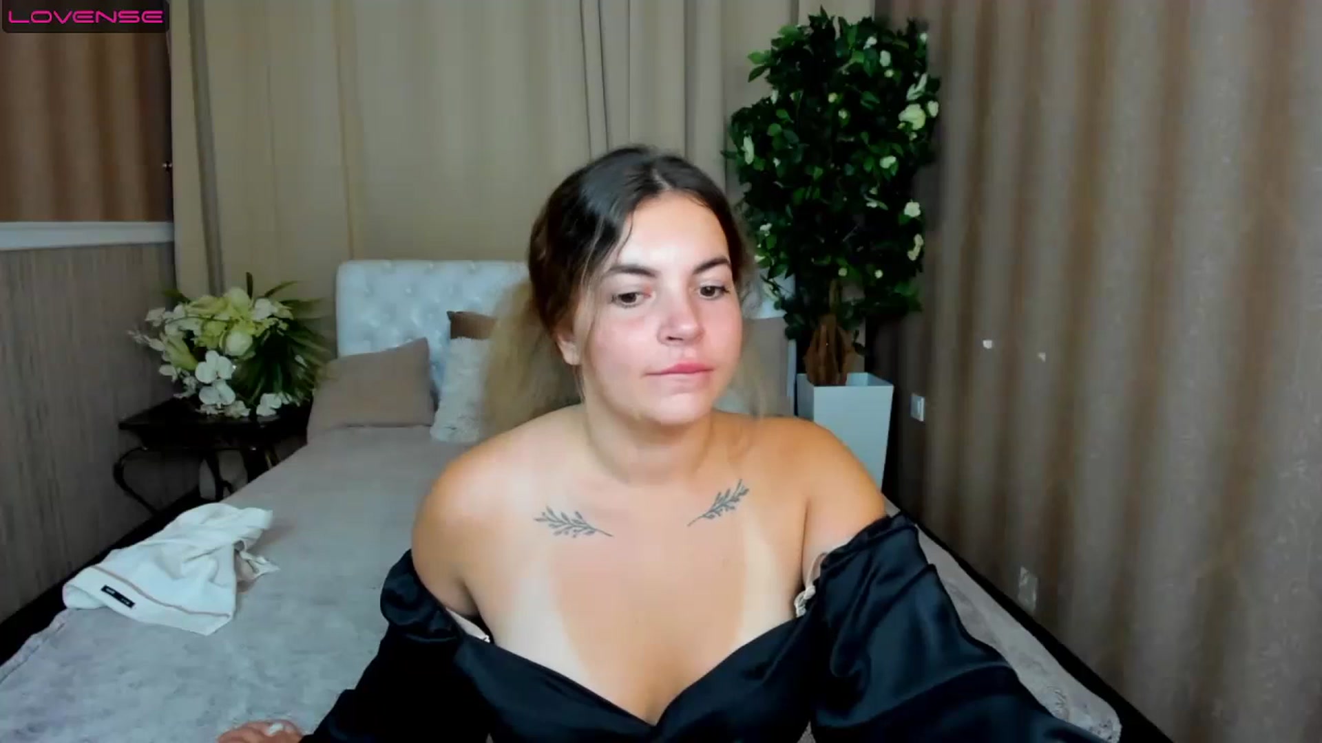 Gallery image thumbnail from Danieelia_a's myfreecams stream on, 07/16/2023, 20:55 image 18 of 20