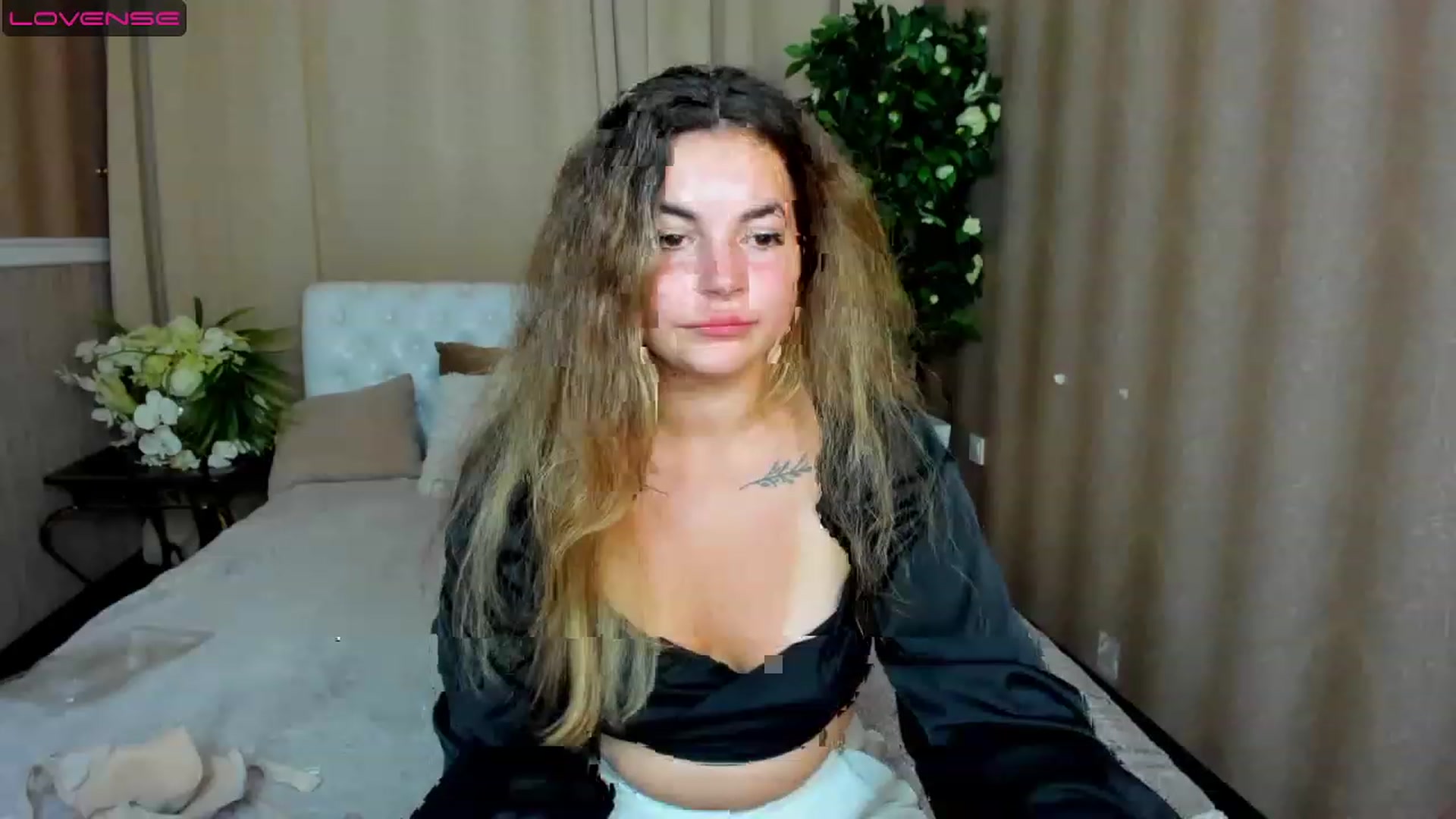 Gallery image thumbnail from Danieelia_a's myfreecams stream on, 07/17/2023, 24:43 image 10 of 20