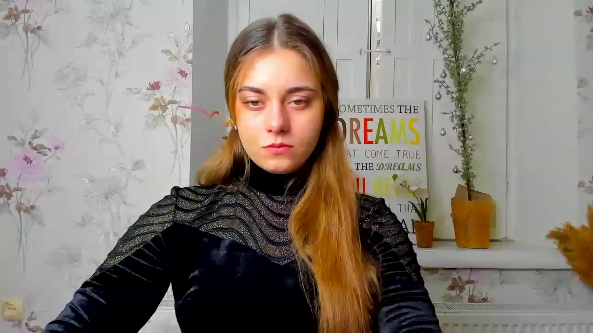 Gallery image thumbnail from DanielaRau's myfreecams stream on, 01/01/2023, 11:01 image 9 of 20