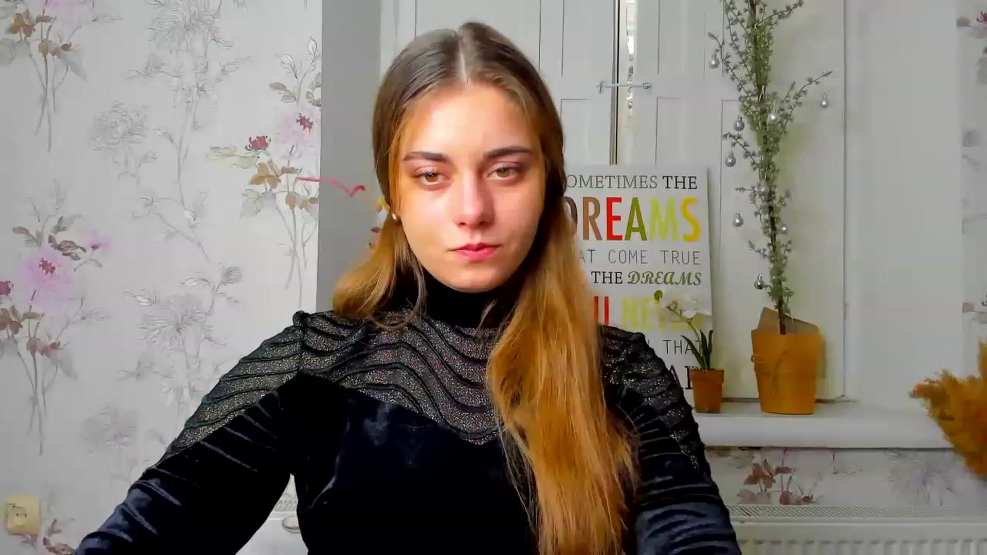 Gallery image thumbnail from DanielaRau's myfreecams stream on, 01/01/2023, 11:01 image 13 of 20