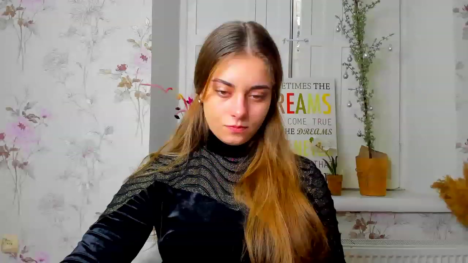 Gallery image thumbnail from DanielaRau's myfreecams stream on, 01/01/2023, 11:56 image 2 of 20