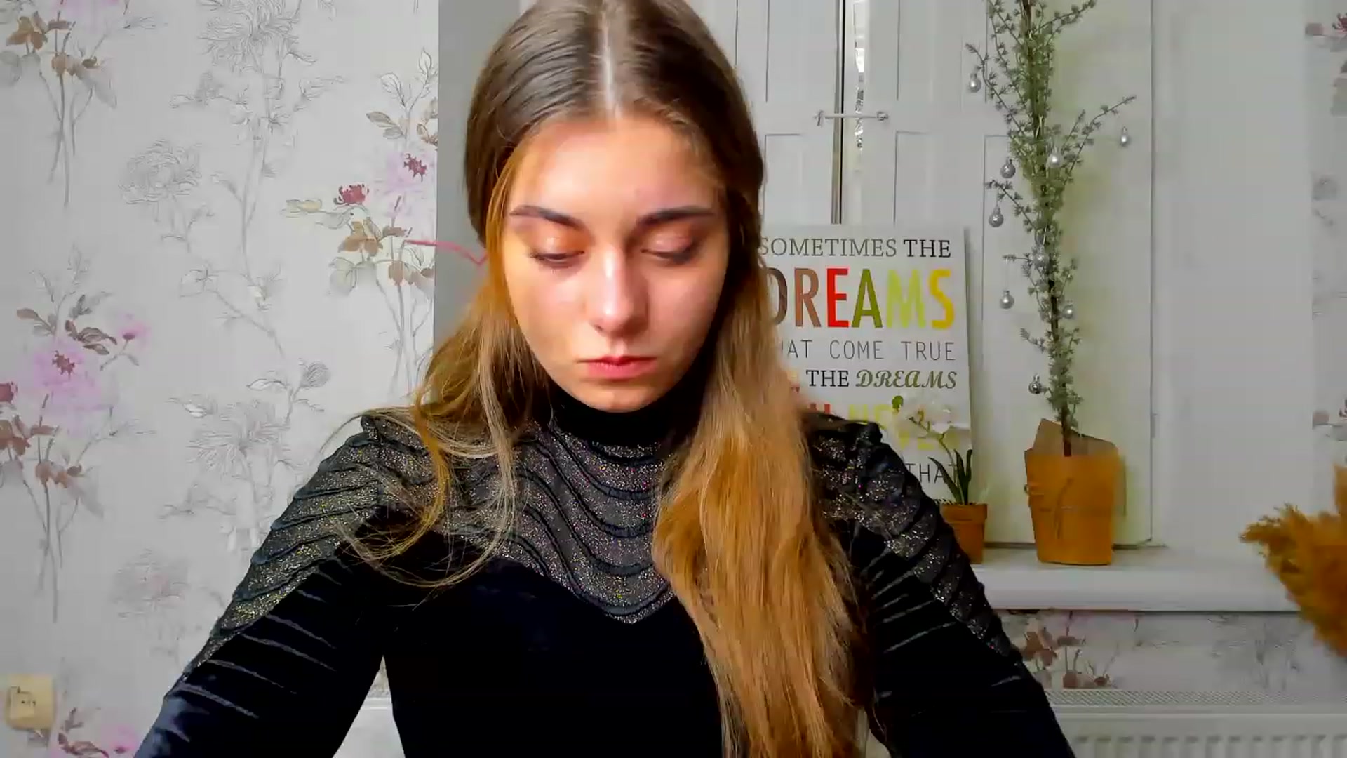 Gallery image thumbnail from DanielaRau's myfreecams stream on, 01/01/2023, 11:56 image 4 of 20