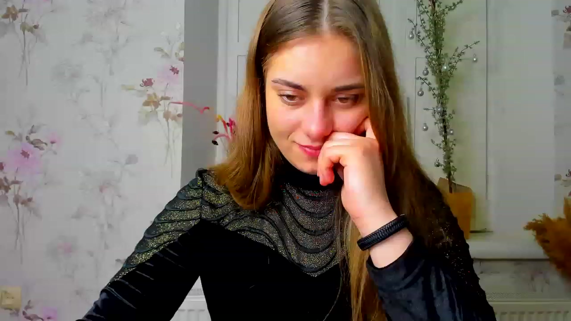 Gallery image thumbnail from DanielaRau's myfreecams stream on, 01/01/2023, 13:22 image 19 of 20