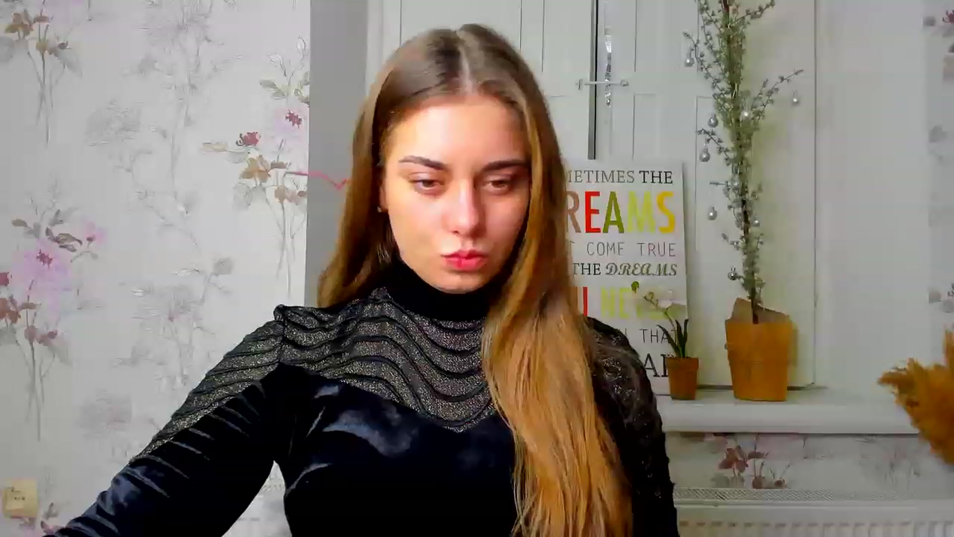 Gallery image thumbnail from DanielaRau's myfreecams stream on, 01/01/2023, 13:22 image 5 of 20