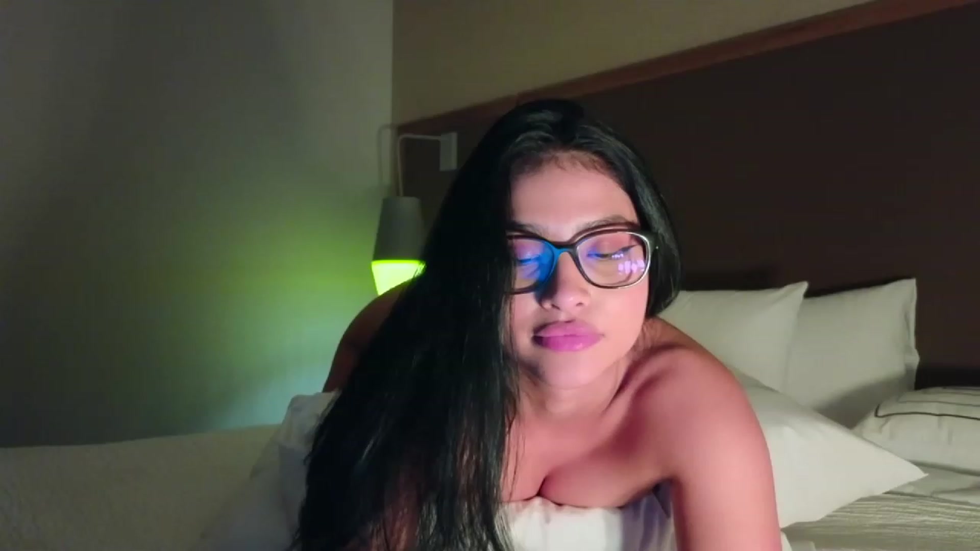 Gallery image thumbnail from DanielaSweet_'s myfreecams stream on, 04/01/2023, 11:04 image 20 of 20