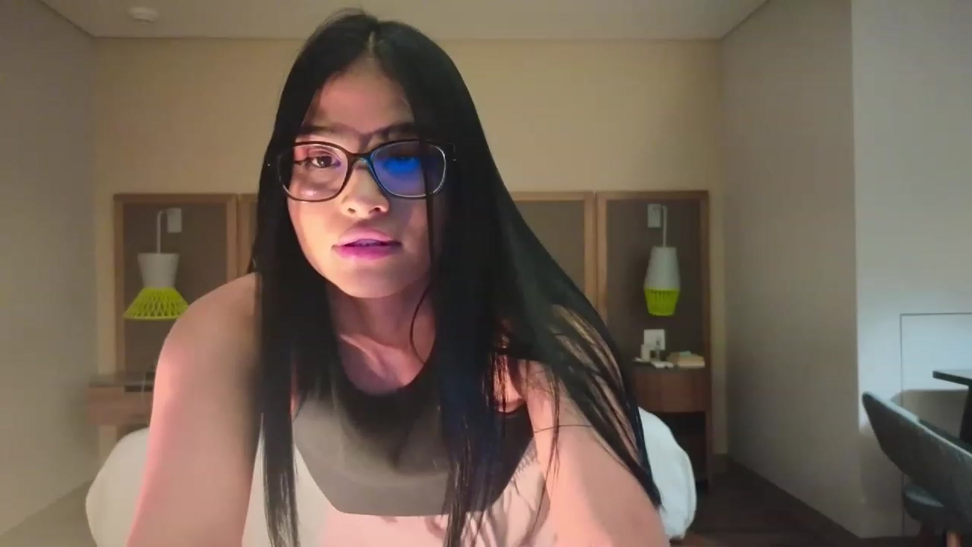 Gallery image thumbnail from DanielaSweet_'s myfreecams stream on, 06/01/2023, 09:35 image 20 of 20