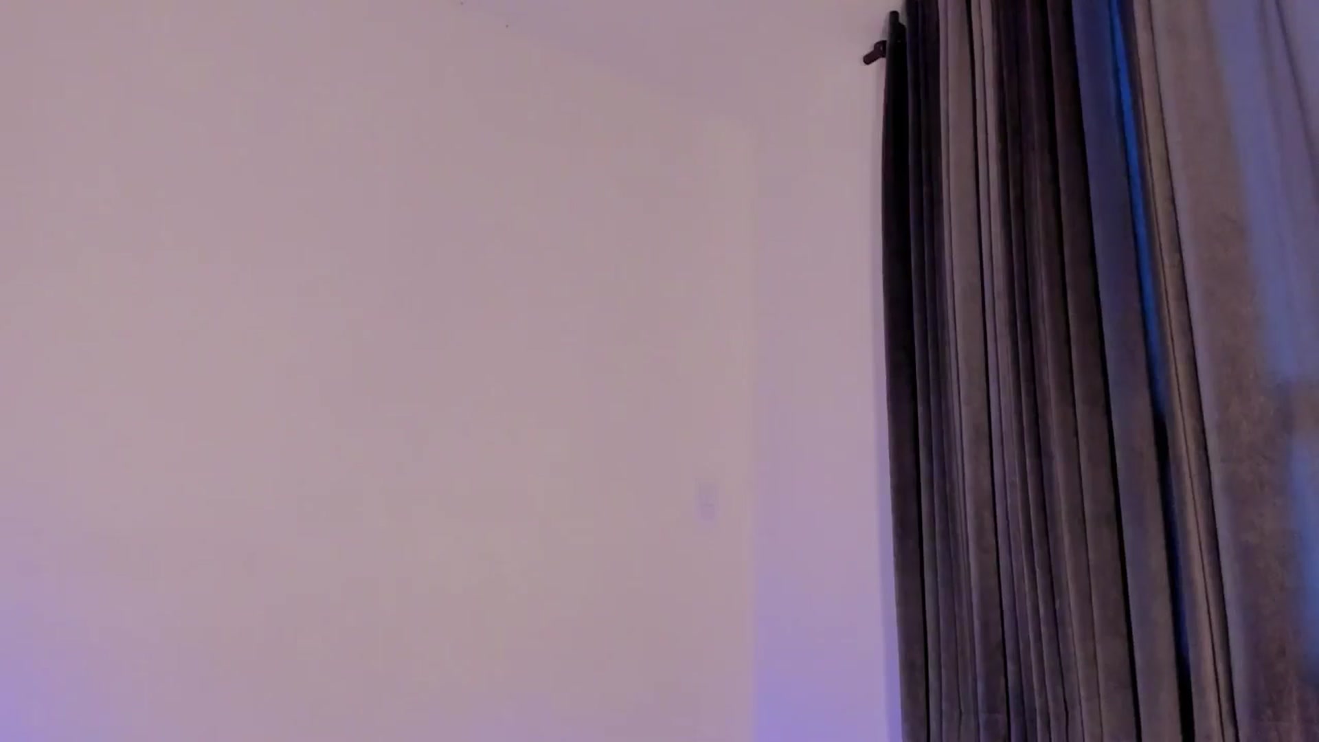 Gallery image thumbnail from DanielaSweet_'s myfreecams stream on, 06/27/2024, 12:13 image 8 of 20