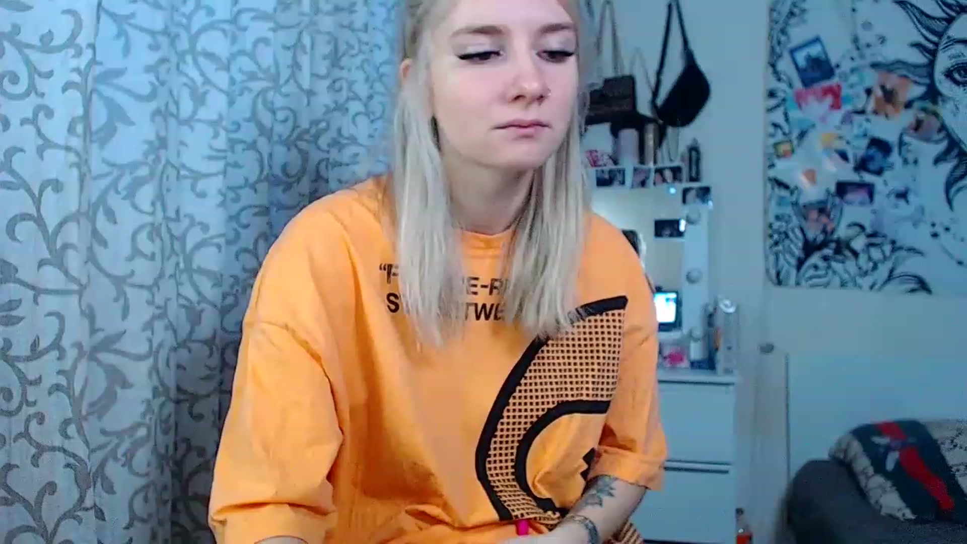 Gallery image thumbnail from DanielaTrue's myfreecams stream on, 11/19/2022, 12:24 image 14 of 20
