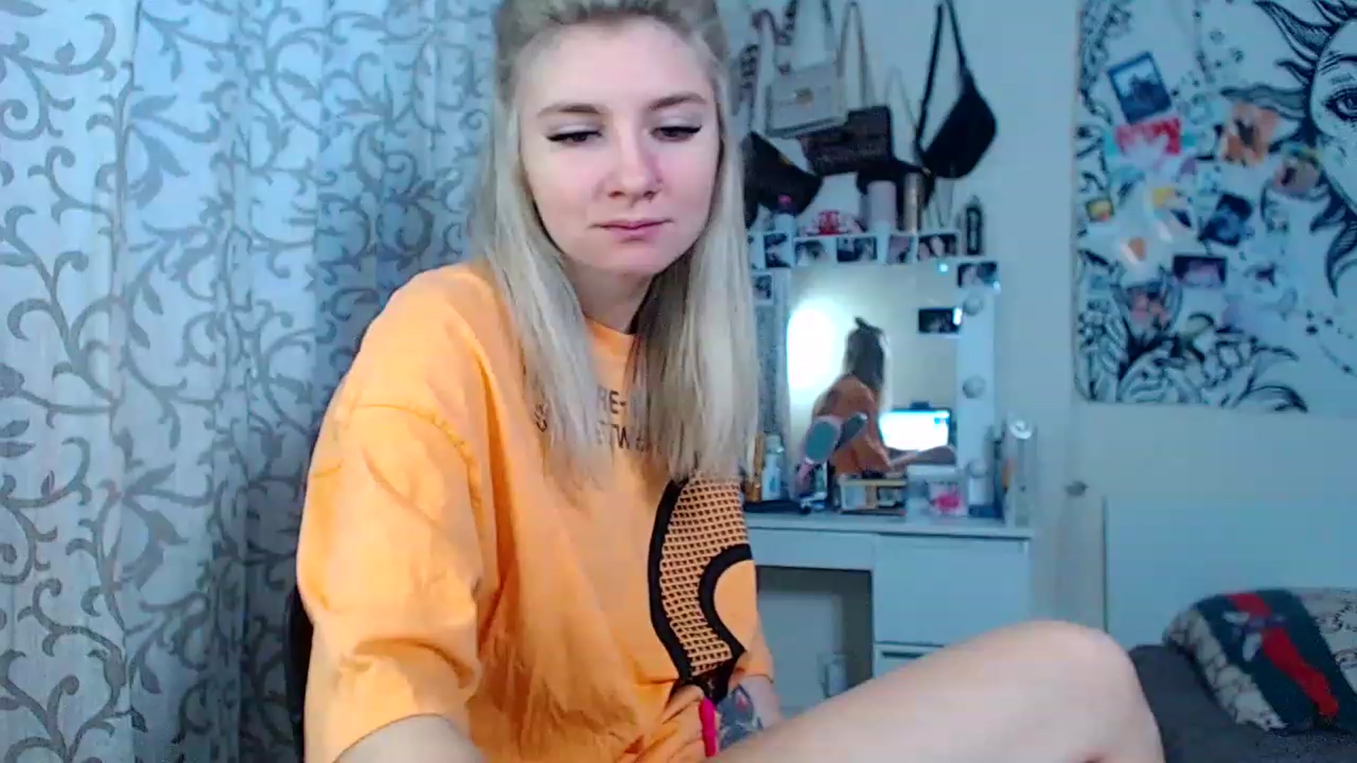 Gallery image thumbnail from DanielaTrue's myfreecams stream on, 11/19/2022, 12:24 image 18 of 20