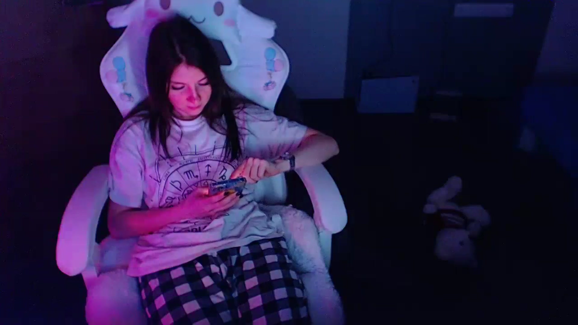 Gallery image thumbnail from DanielaTrue's myfreecams stream on, 04/05/2024, 18:37 image 14 of 20