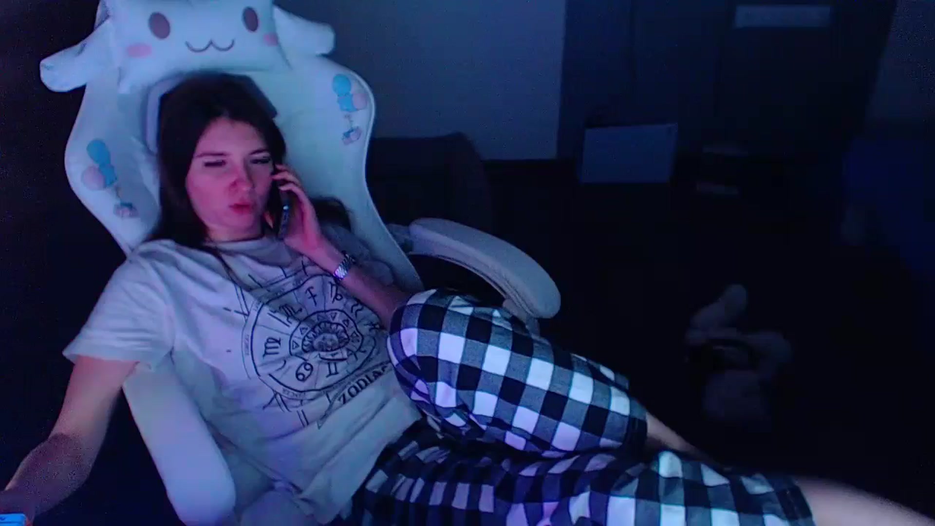 Gallery image thumbnail from DanielaTrue's myfreecams stream on, 04/05/2024, 18:37 image 20 of 20