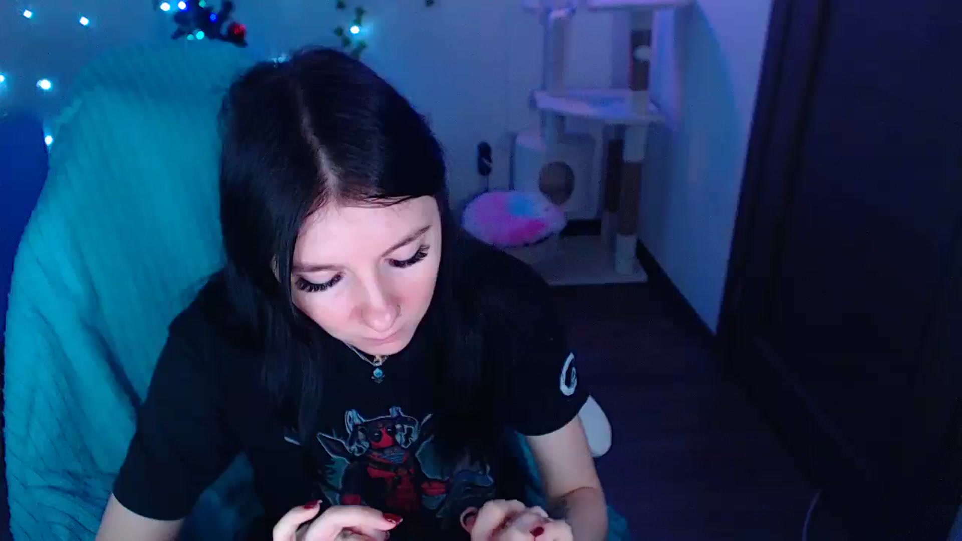 Gallery image thumbnail from DanielaTrue's myfreecams stream on, 12/25/2024, 11:07 image 17 of 20