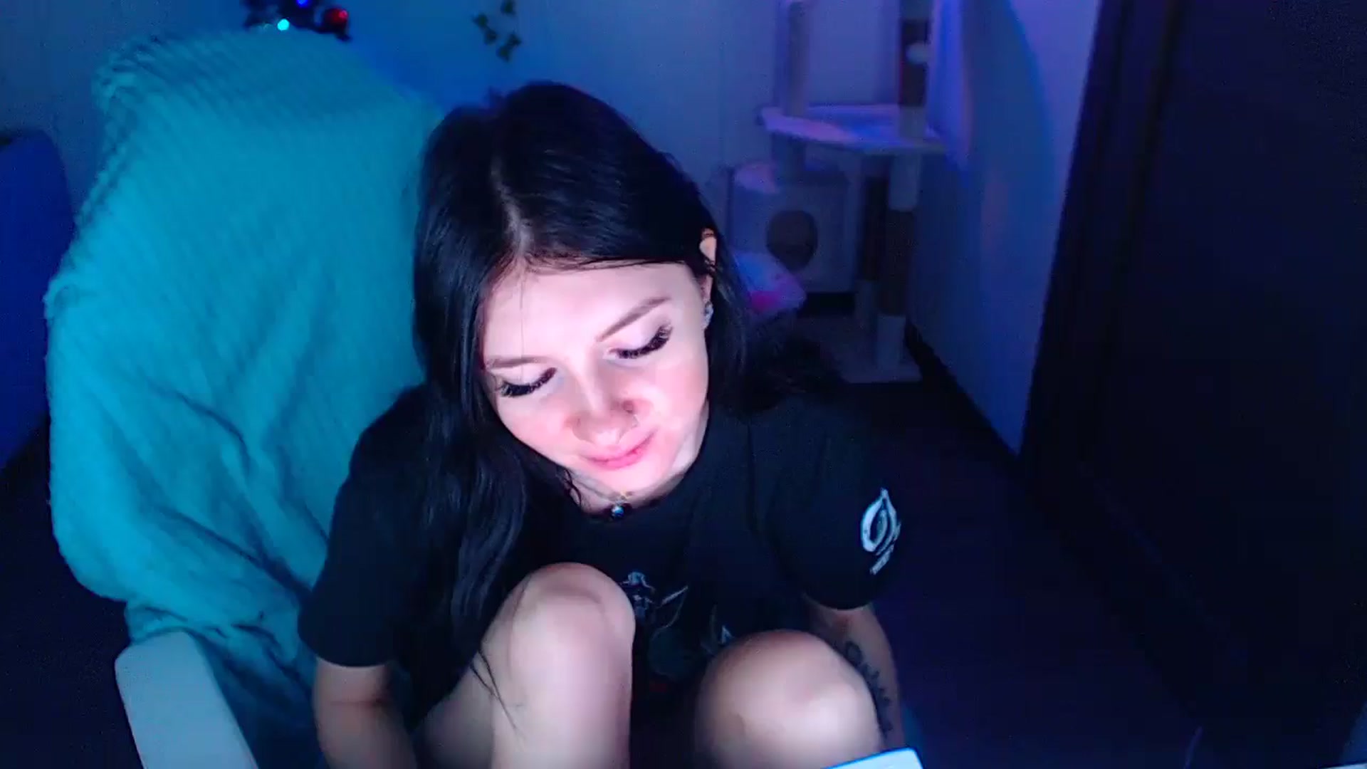 Gallery image thumbnail from DanielaTrue's myfreecams stream on, 12/25/2024, 13:04 image 20 of 20
