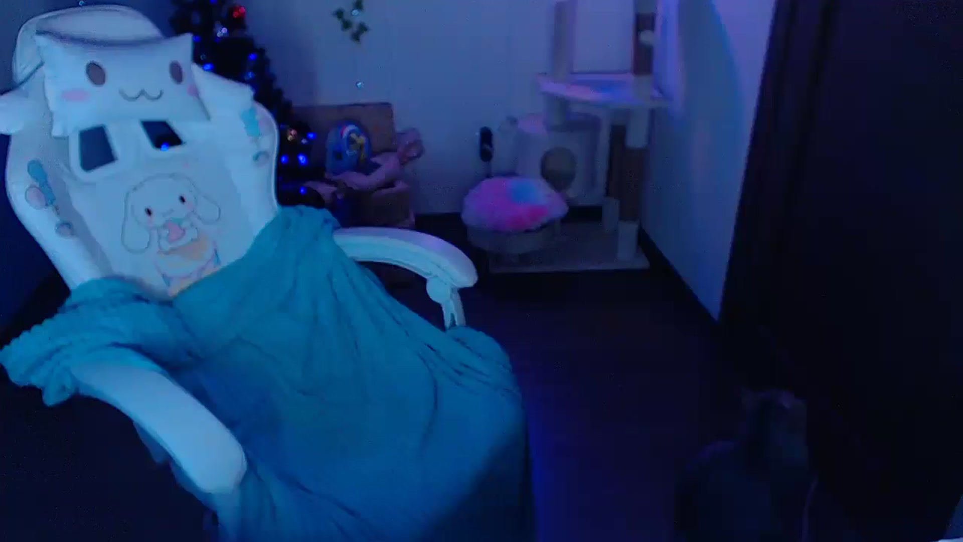 Gallery image thumbnail from DanielaTrue's myfreecams stream on, 12/25/2024, 13:04 image 4 of 20