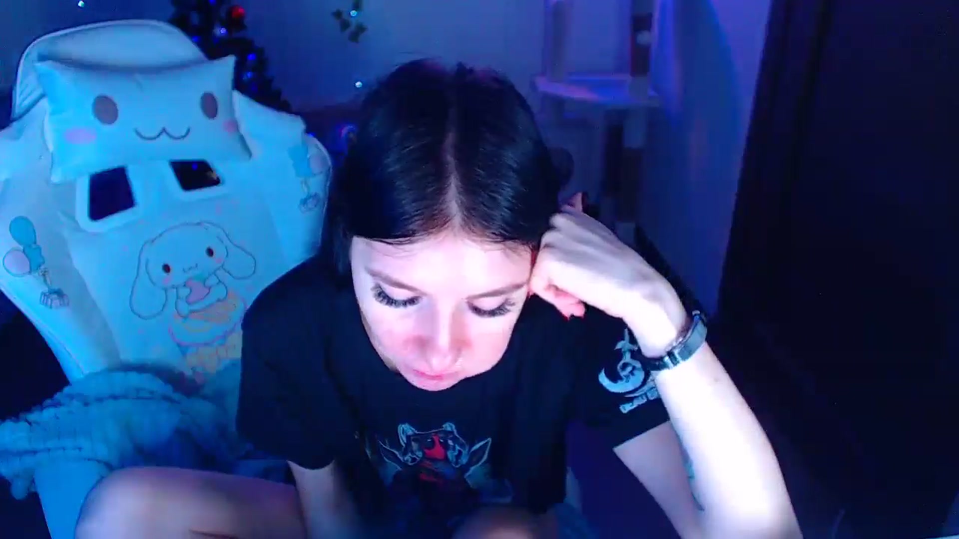 Gallery image thumbnail from DanielaTrue's myfreecams stream on, 12/25/2024, 13:04 image 12 of 20