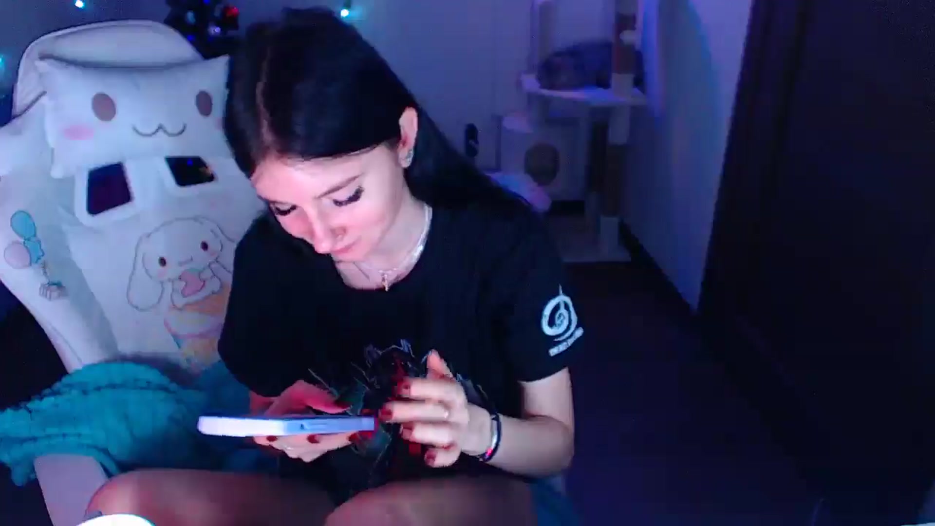 Gallery image thumbnail from DanielaTrue's myfreecams stream on, 12/25/2024, 13:04 image 14 of 20