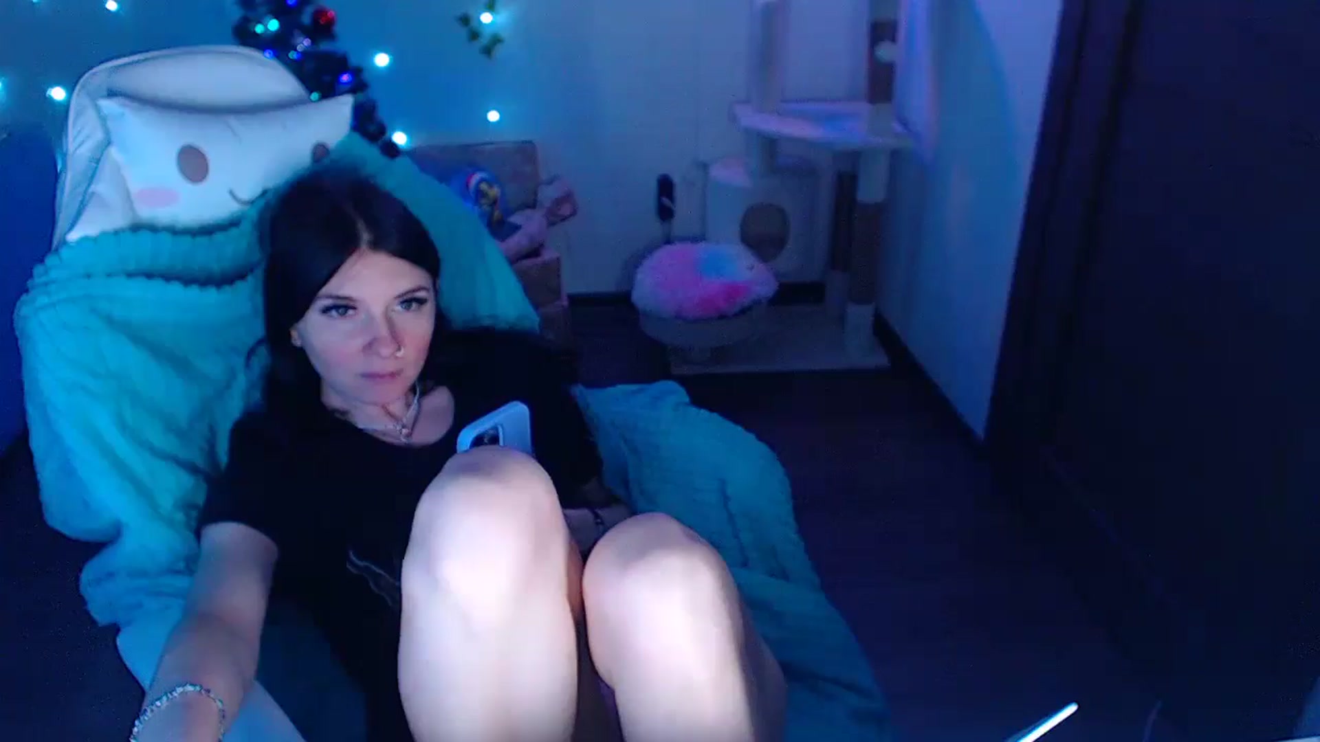 Gallery image thumbnail from DanielaTrue's myfreecams stream on, 12/25/2024, 15:17 image 10 of 20