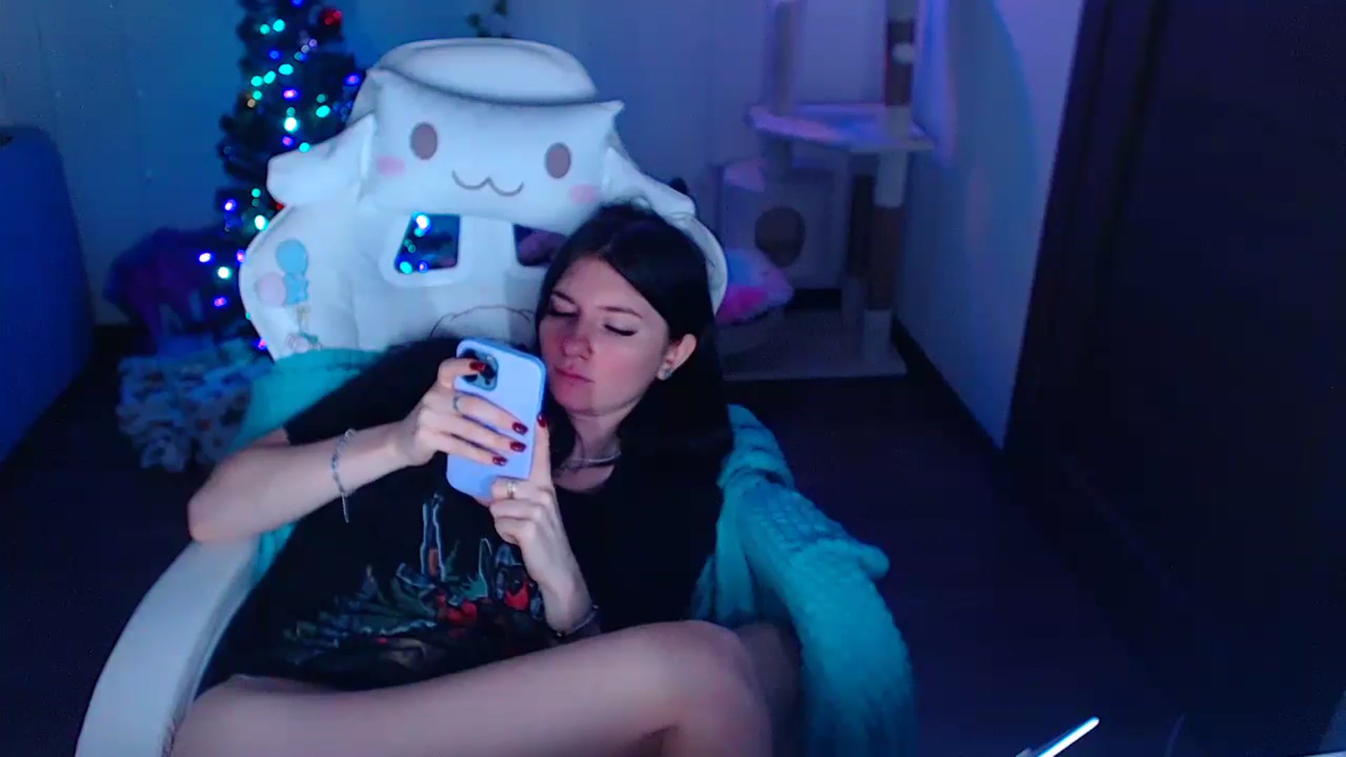 Gallery image thumbnail from DanielaTrue's myfreecams stream on, 12/25/2024, 15:17 image 12 of 20