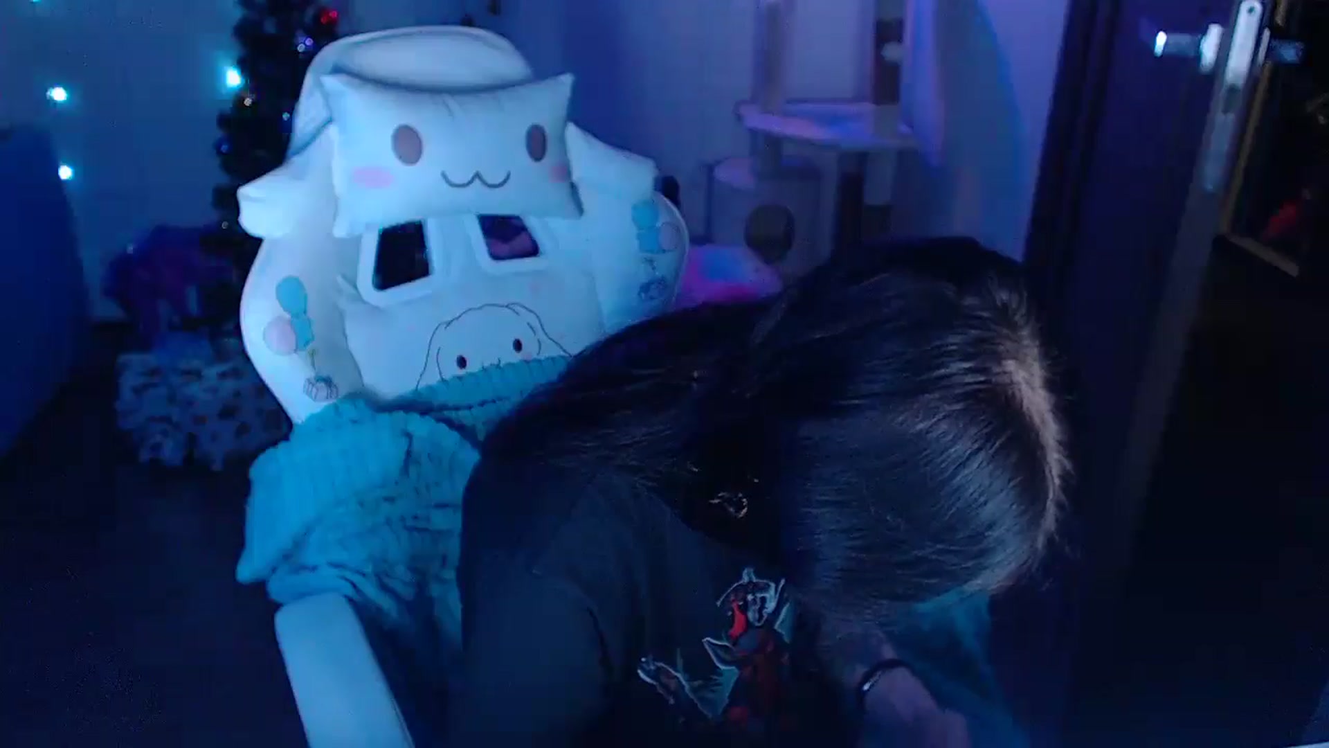 Gallery image thumbnail from DanielaTrue's myfreecams stream on, 12/25/2024, 15:17 image 15 of 20