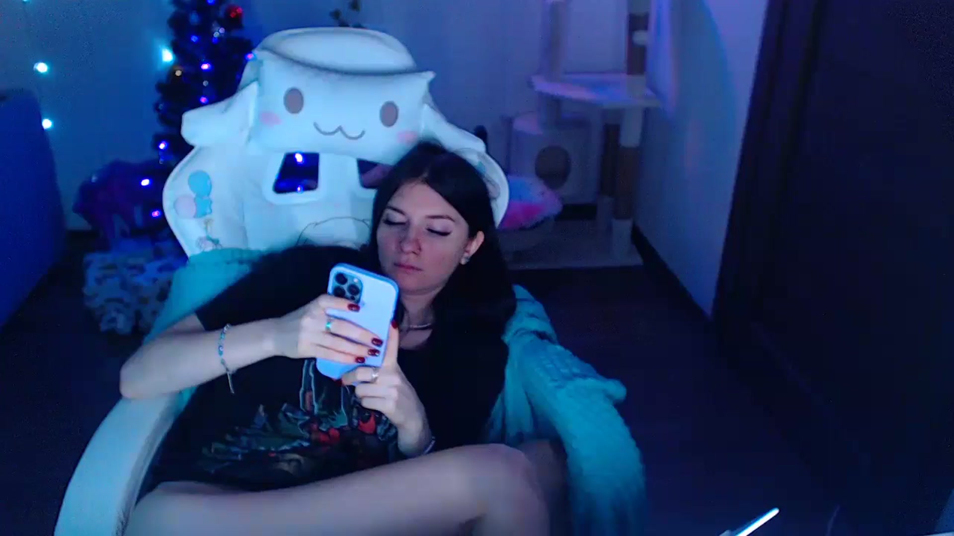 Gallery image thumbnail from DanielaTrue's myfreecams stream on, 12/25/2024, 15:17 image 13 of 20