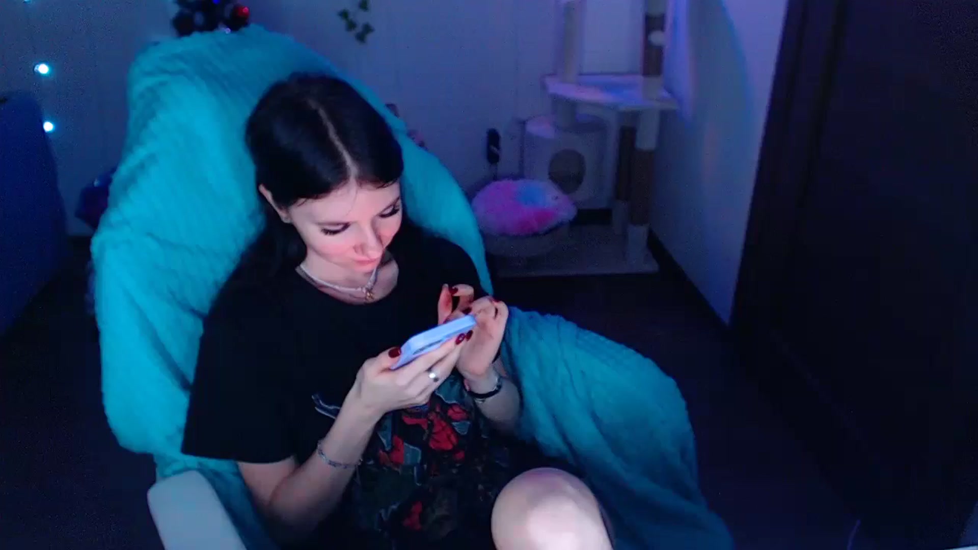 Gallery image thumbnail from DanielaTrue's myfreecams stream on, 12/25/2024, 15:17 image 1 of 20