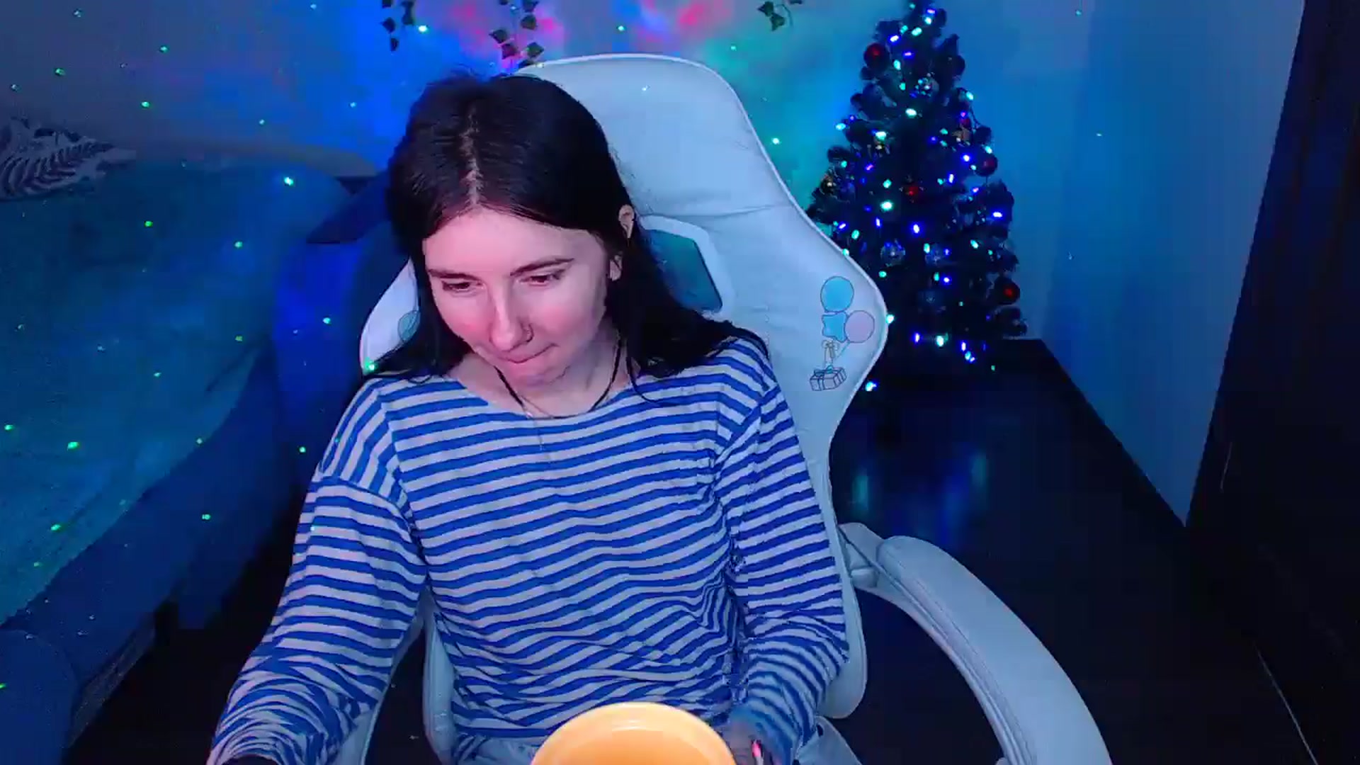 Gallery image thumbnail from DanielaTrue's myfreecams stream on, 12/25/2025, 16:16 image 6 of 20