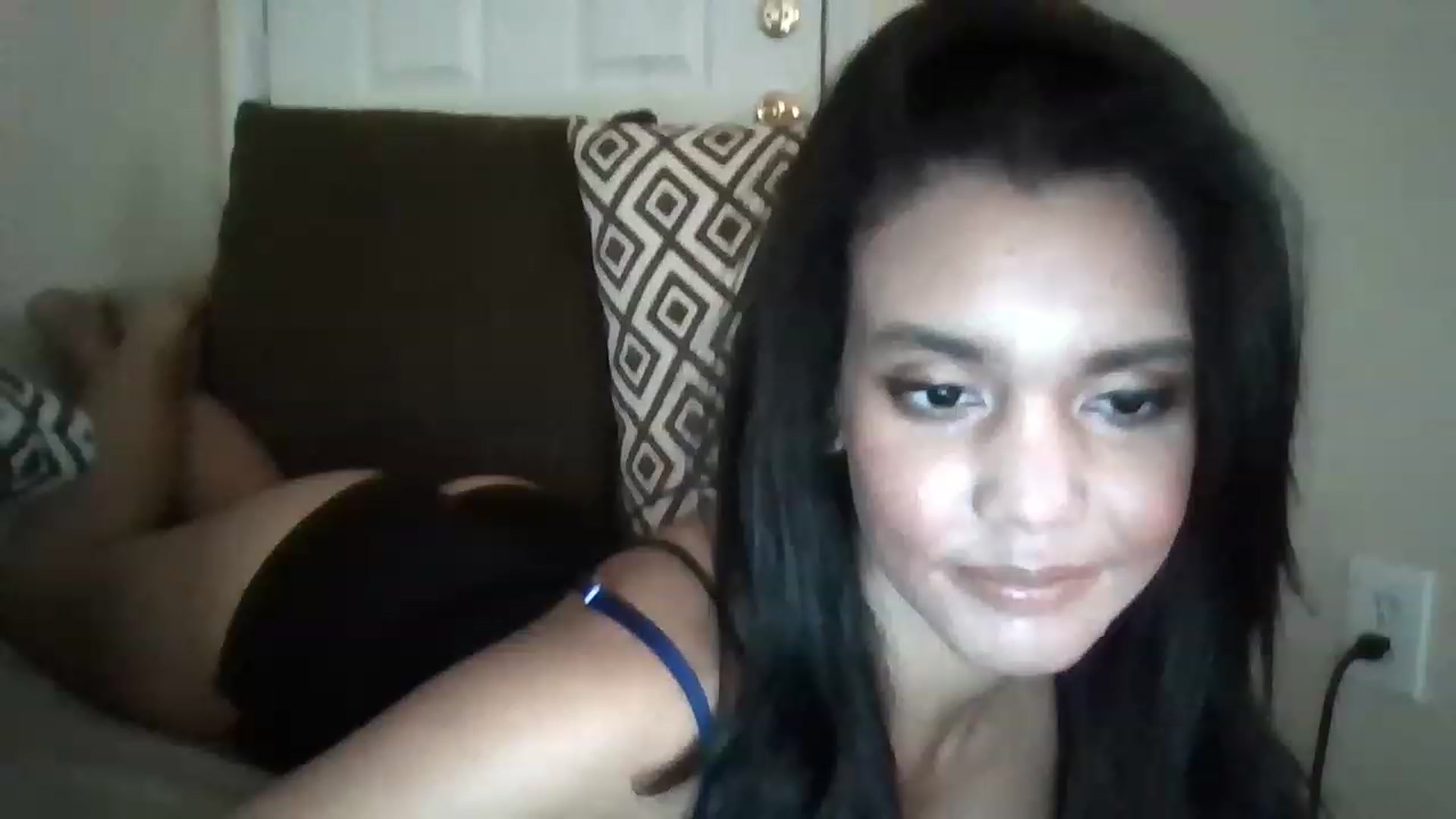 Gallery image thumbnail from Danieleah's myfreecams stream on, 11/17/2022, 19:28 image 11 of 20