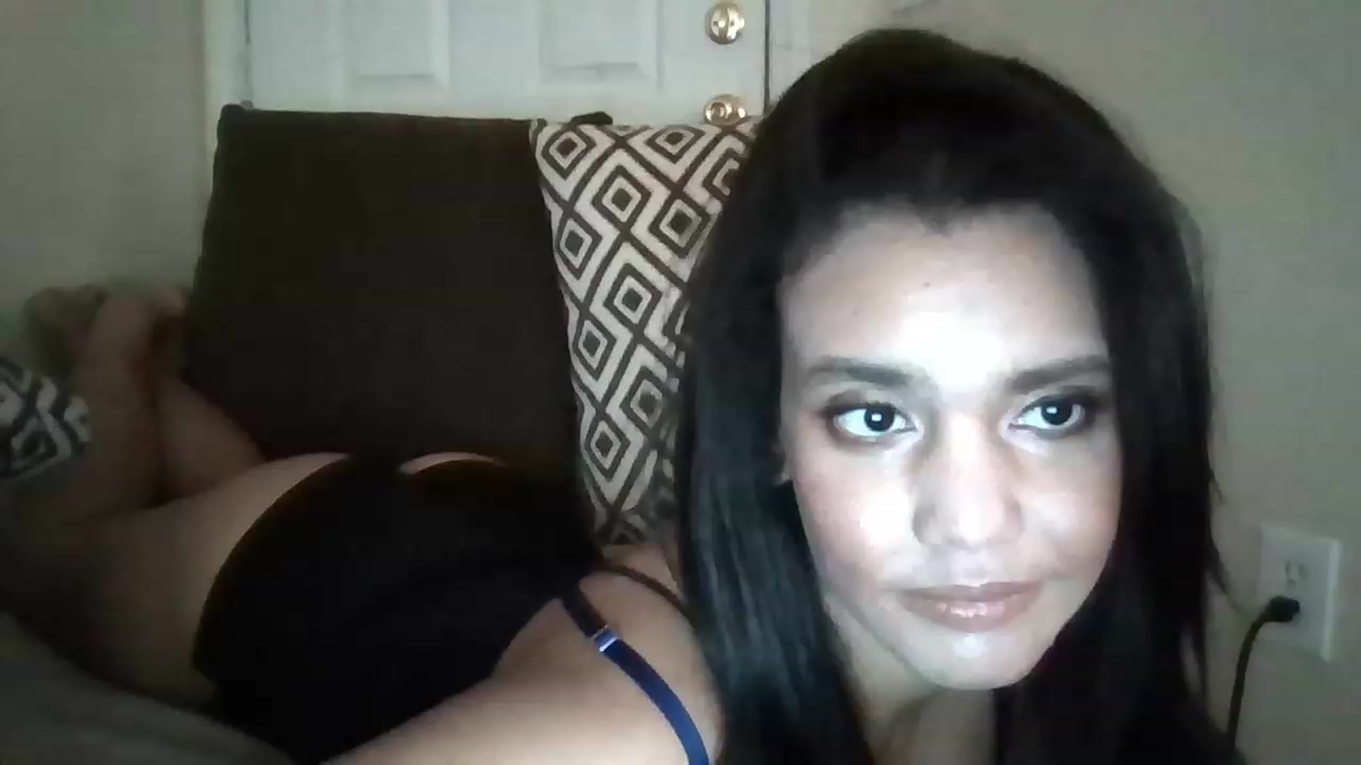 Gallery image thumbnail from Danieleah's myfreecams stream on, 11/17/2022, 19:28 image 12 of 20