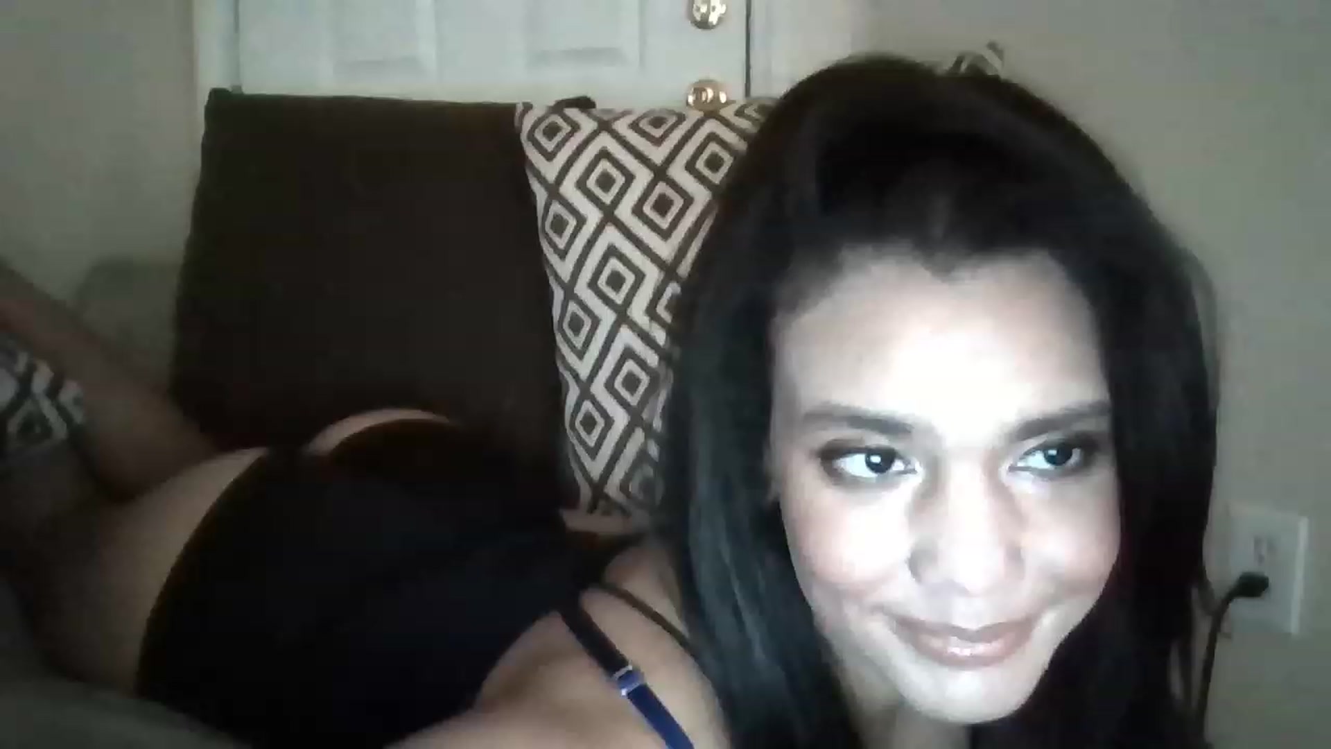 Gallery image thumbnail from Danieleah's myfreecams stream on, 11/17/2022, 19:28 image 13 of 20