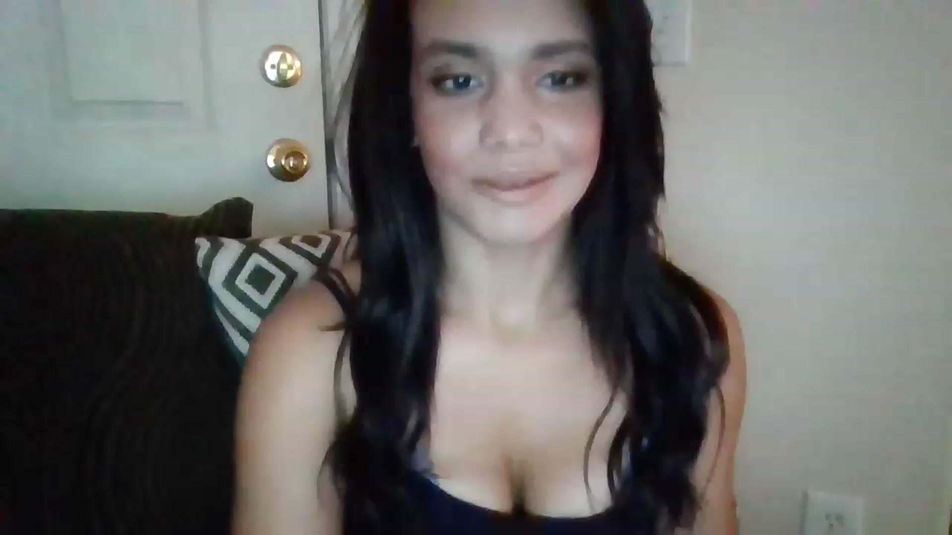 Gallery image thumbnail from Danieleah's myfreecams stream on, 11/17/2022, 19:28 image 4 of 20