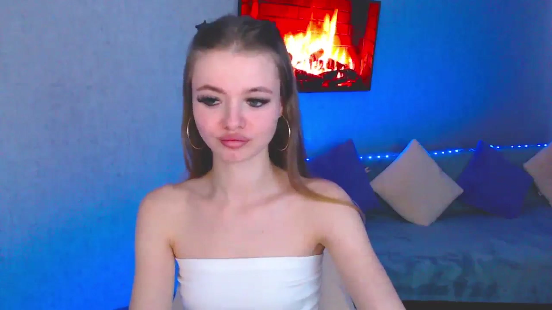 Gallery image thumbnail from Daniella___'s myfreecams stream on, 03/12/2024, 14:59 image 5 of 20