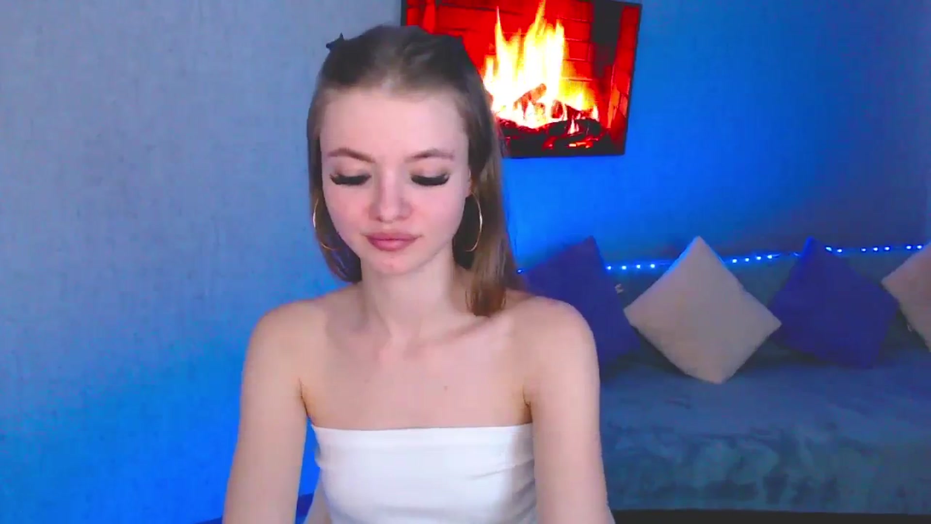 Gallery image thumbnail from Daniella___'s myfreecams stream on, 03/12/2024, 14:59 image 10 of 20