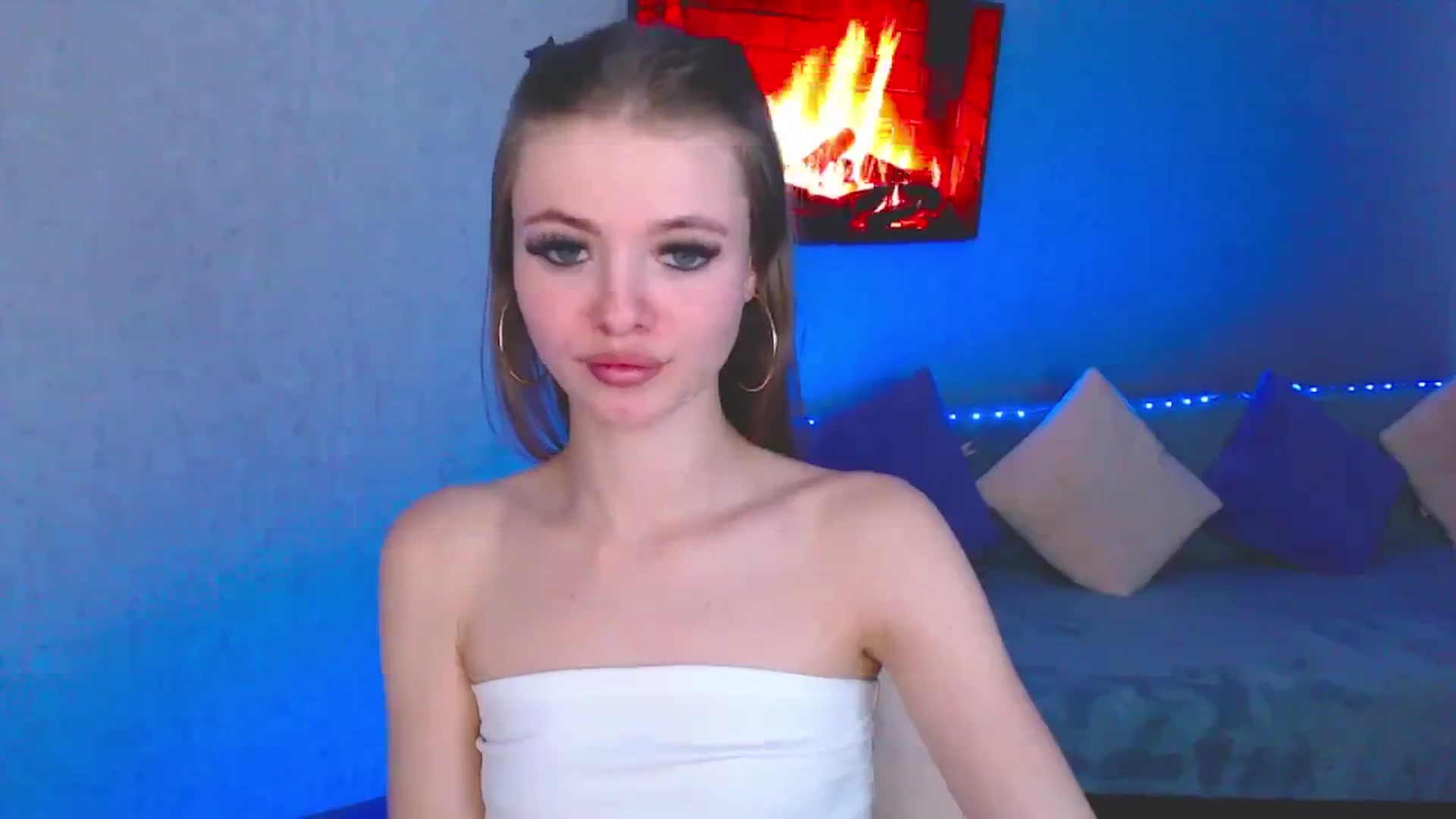 Gallery image thumbnail from Daniella___'s myfreecams stream on, 03/12/2024, 14:59 image 9 of 20