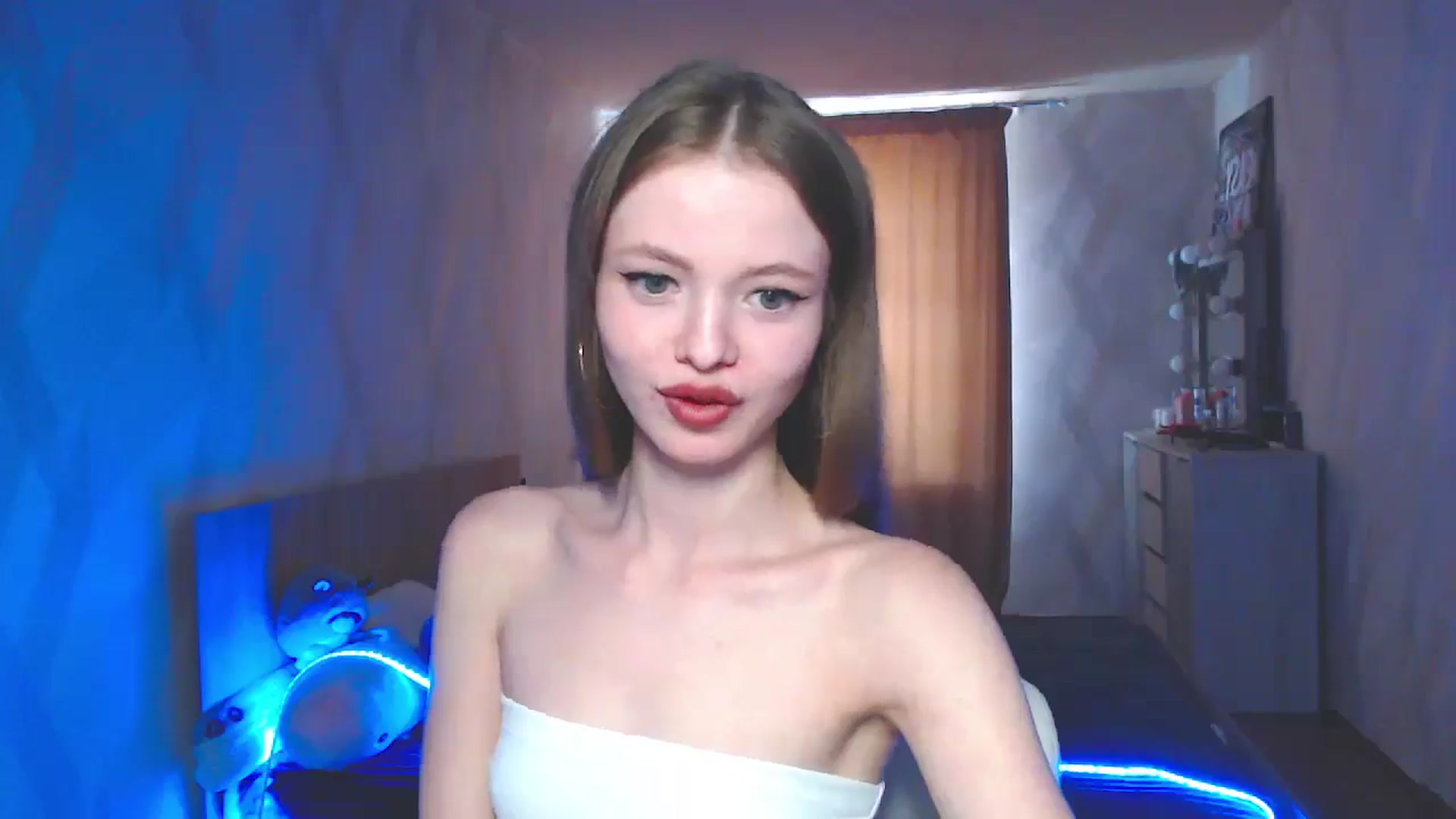 Gallery image thumbnail from Daniella___'s myfreecams stream on, 05/18/2024, 14:12 image 13 of 20