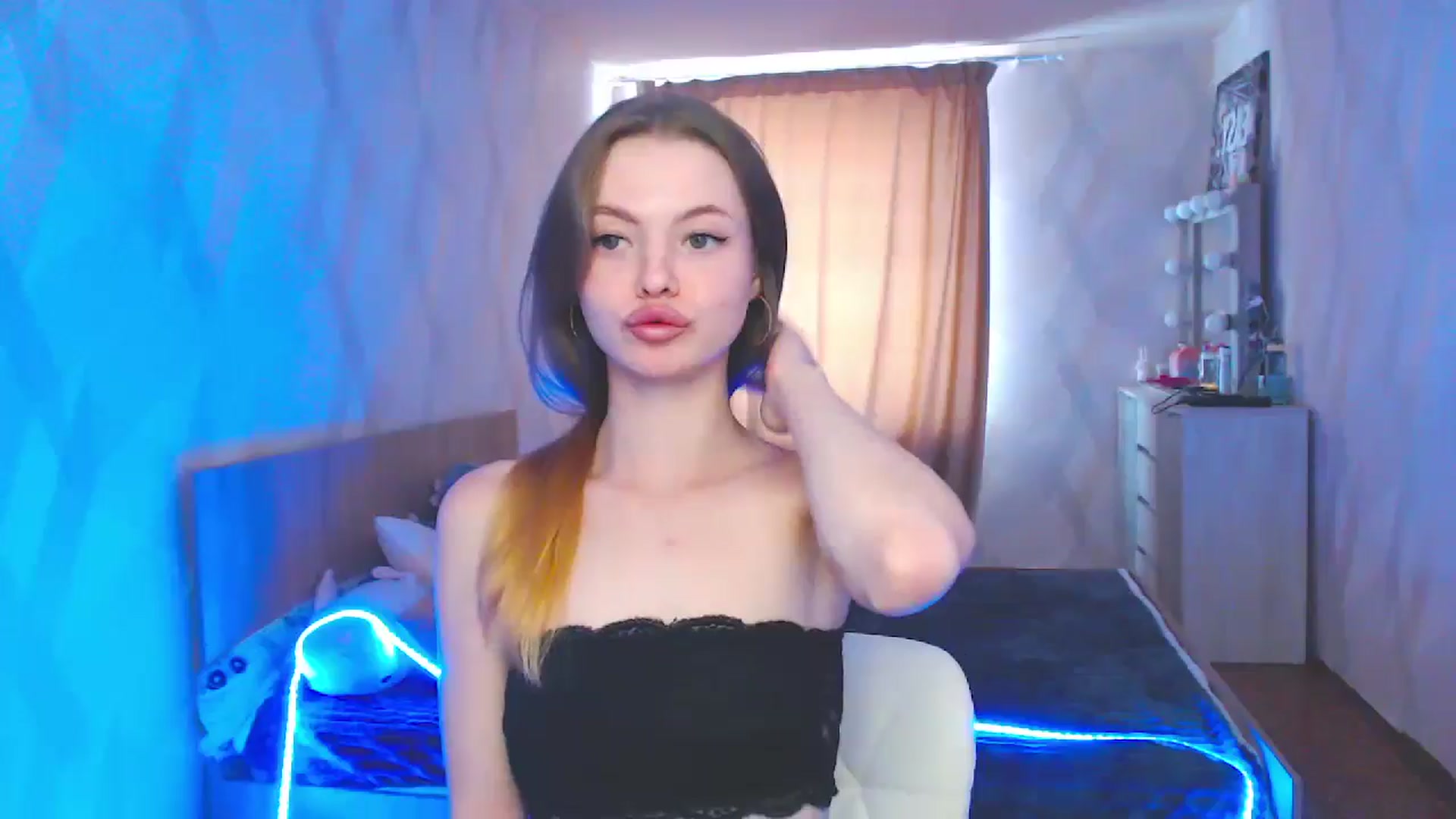 Gallery image thumbnail from Daniella___'s myfreecams stream on, 05/24/2024, 12:11 image 12 of 20