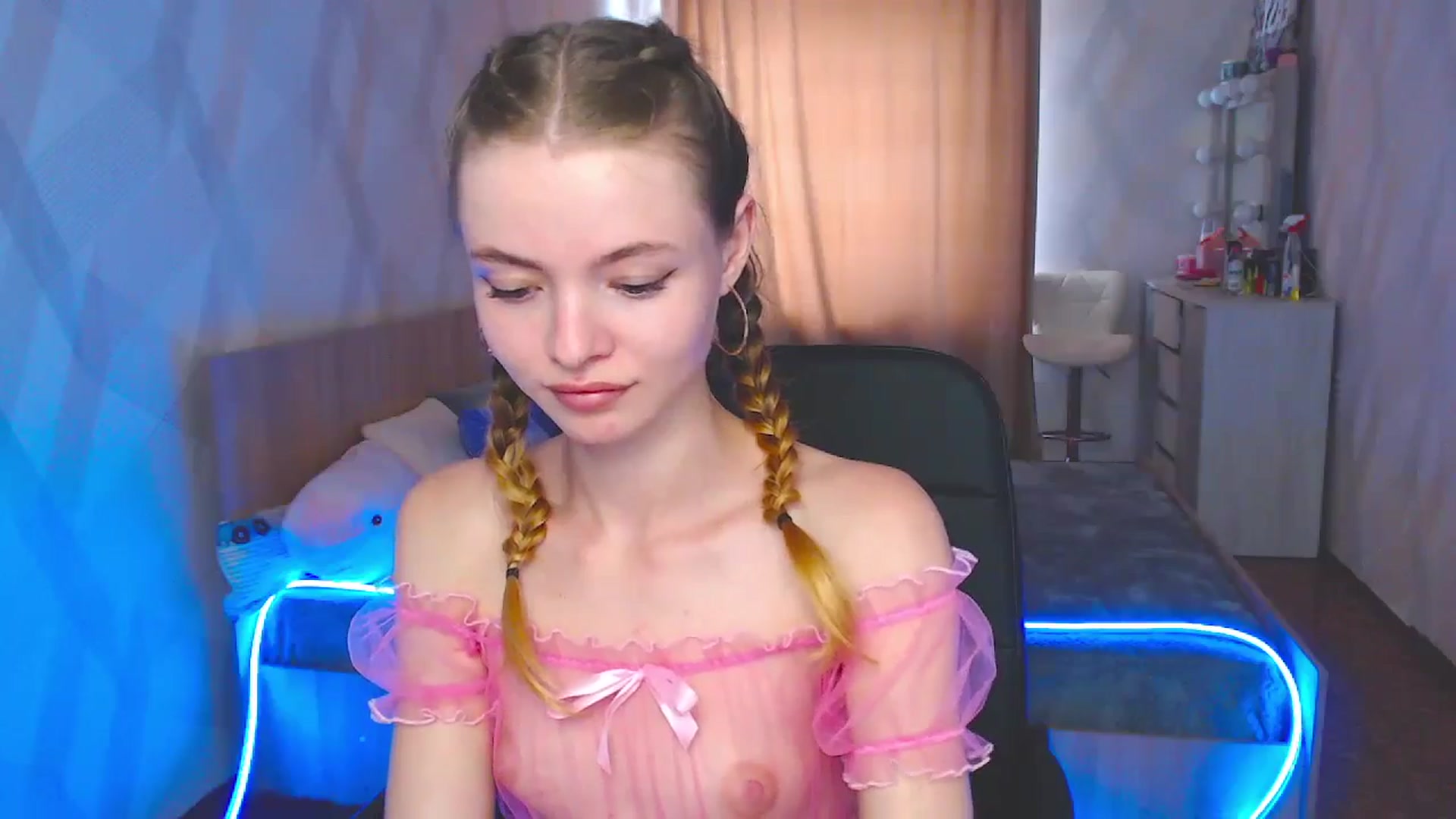 Gallery image thumbnail from Daniella___'s myfreecams stream on, 06/16/2024, 14:17 image 3 of 20