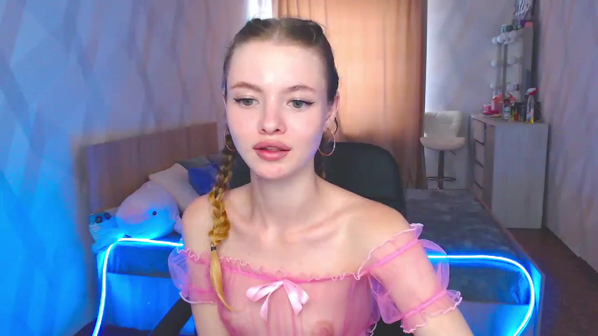 Gallery image thumbnail from Daniella___'s myfreecams stream on, 06/16/2024, 14:17 image 7 of 20