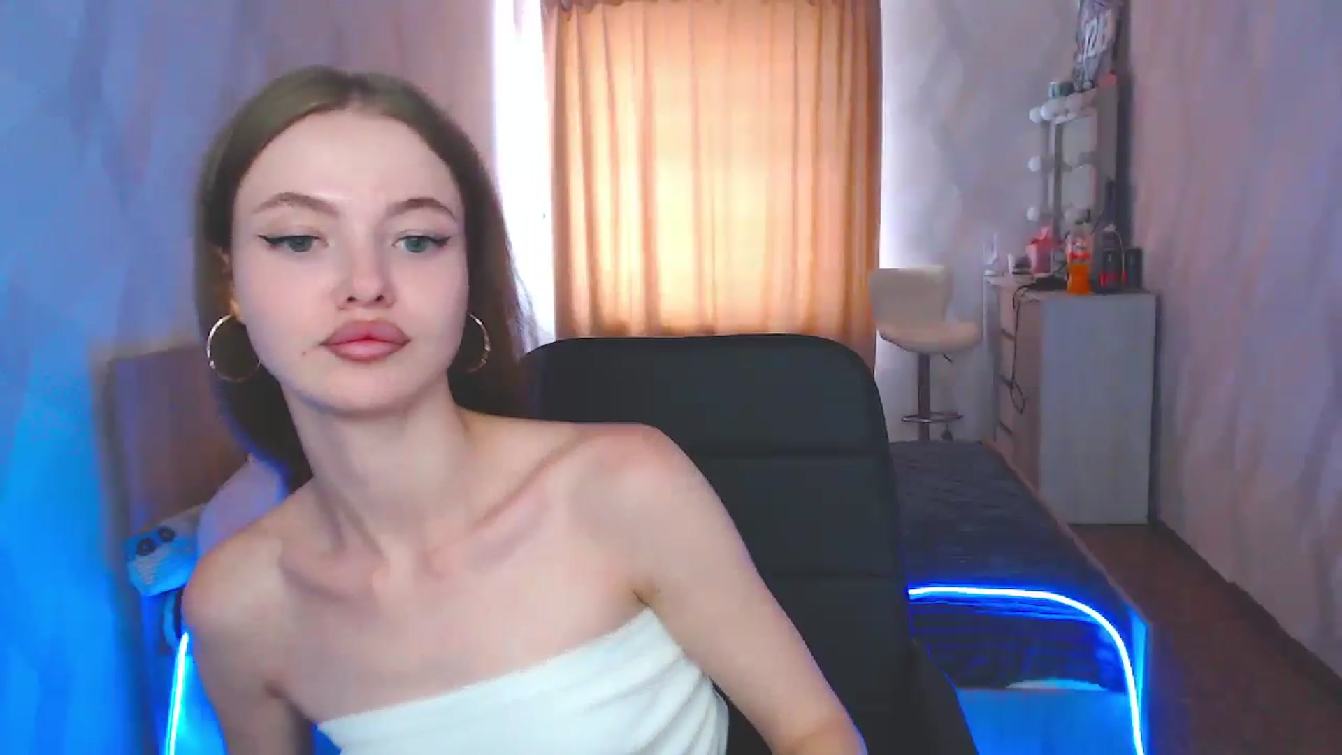 Gallery image thumbnail from Daniella___'s myfreecams stream on, 06/22/2024, 11:33 image 10 of 20