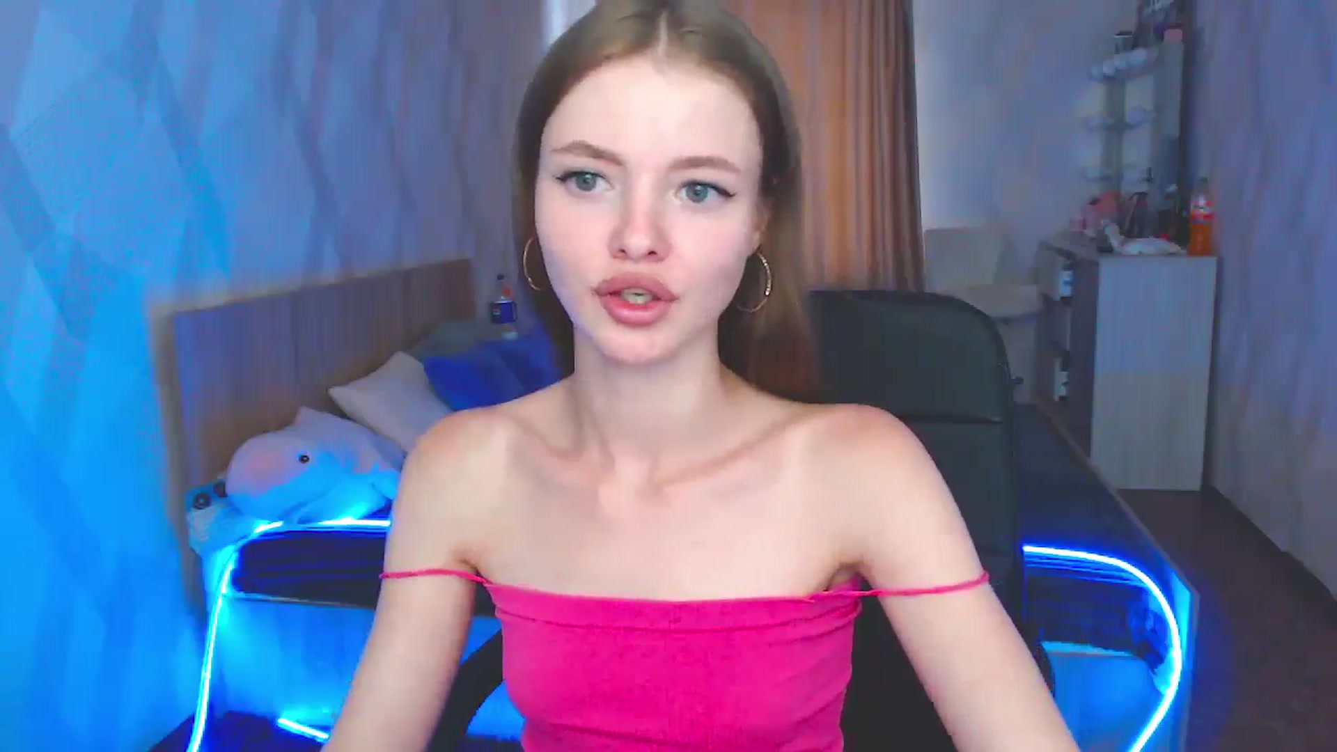 Gallery image thumbnail from Daniella___'s myfreecams stream on, 06/25/2024, 12:36 image 17 of 20