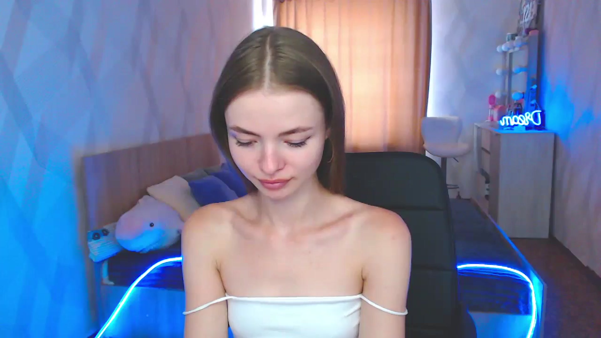 Gallery image thumbnail from Daniella___'s myfreecams stream on, 07/07/2024, 12:17 image 15 of 20
