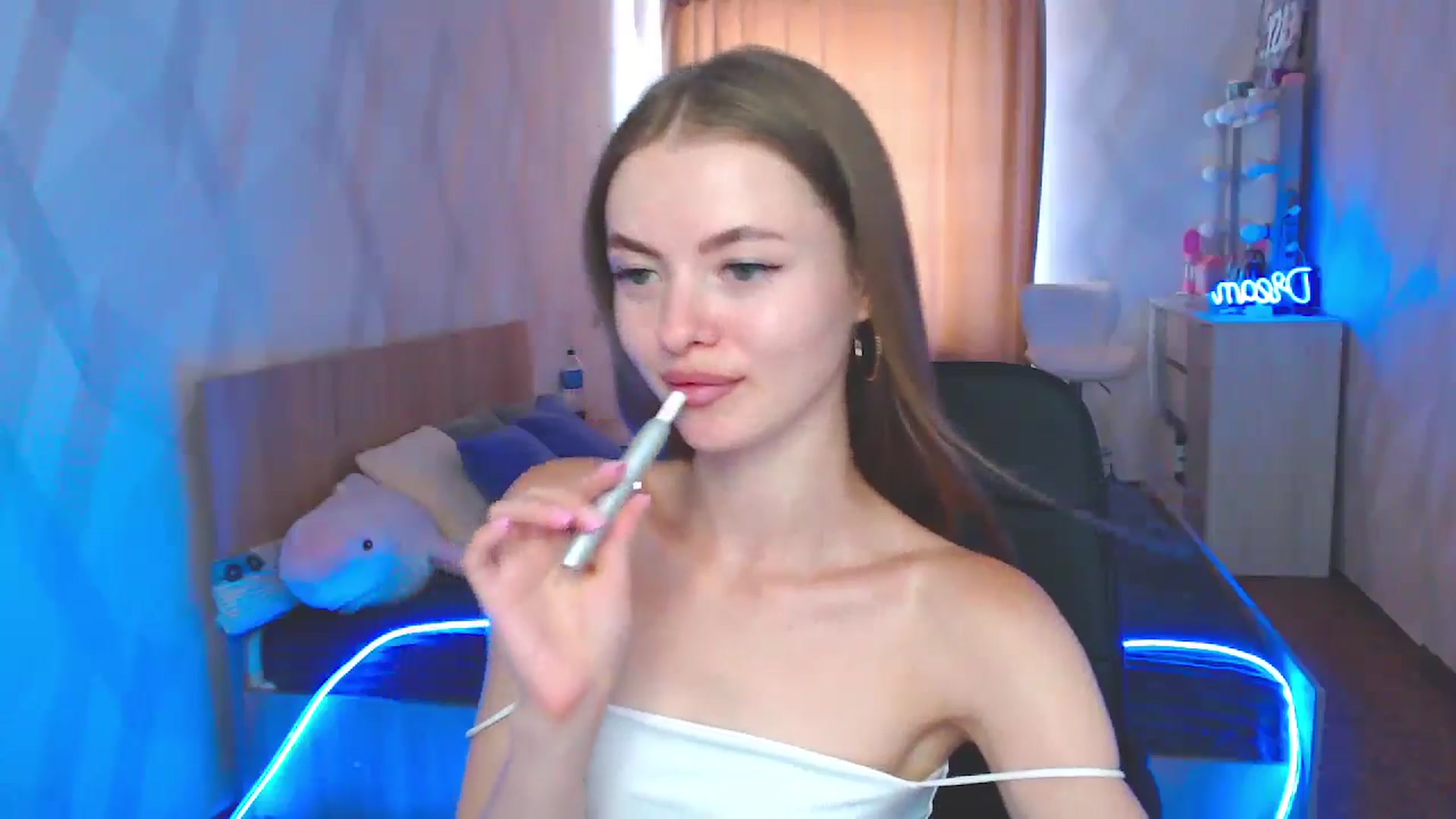 Gallery image thumbnail from Daniella___'s myfreecams stream on, 07/07/2024, 12:17 image 16 of 20